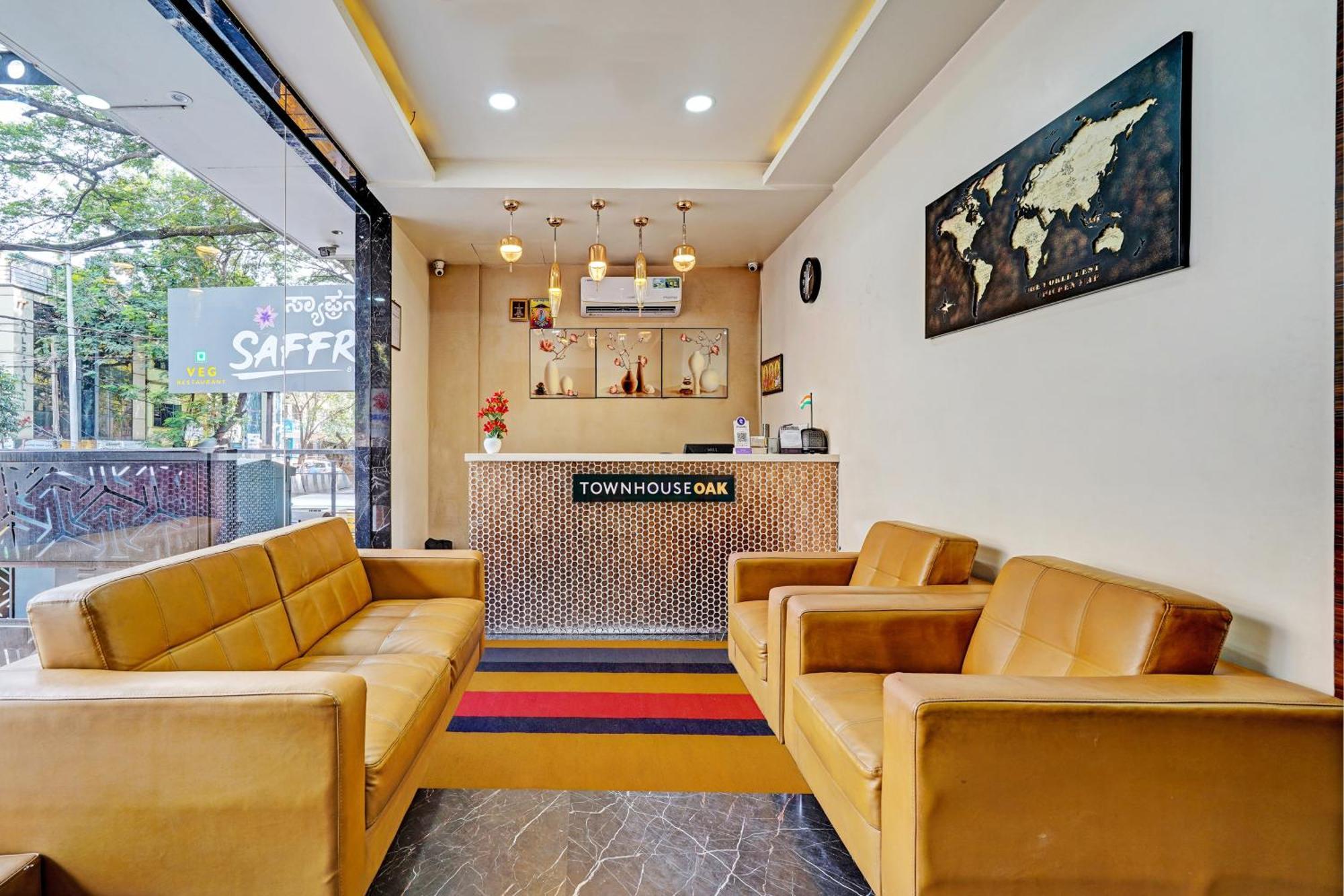 Townhouse Oak Clove Boutique Rajaji Nagar Near Lulu Mall