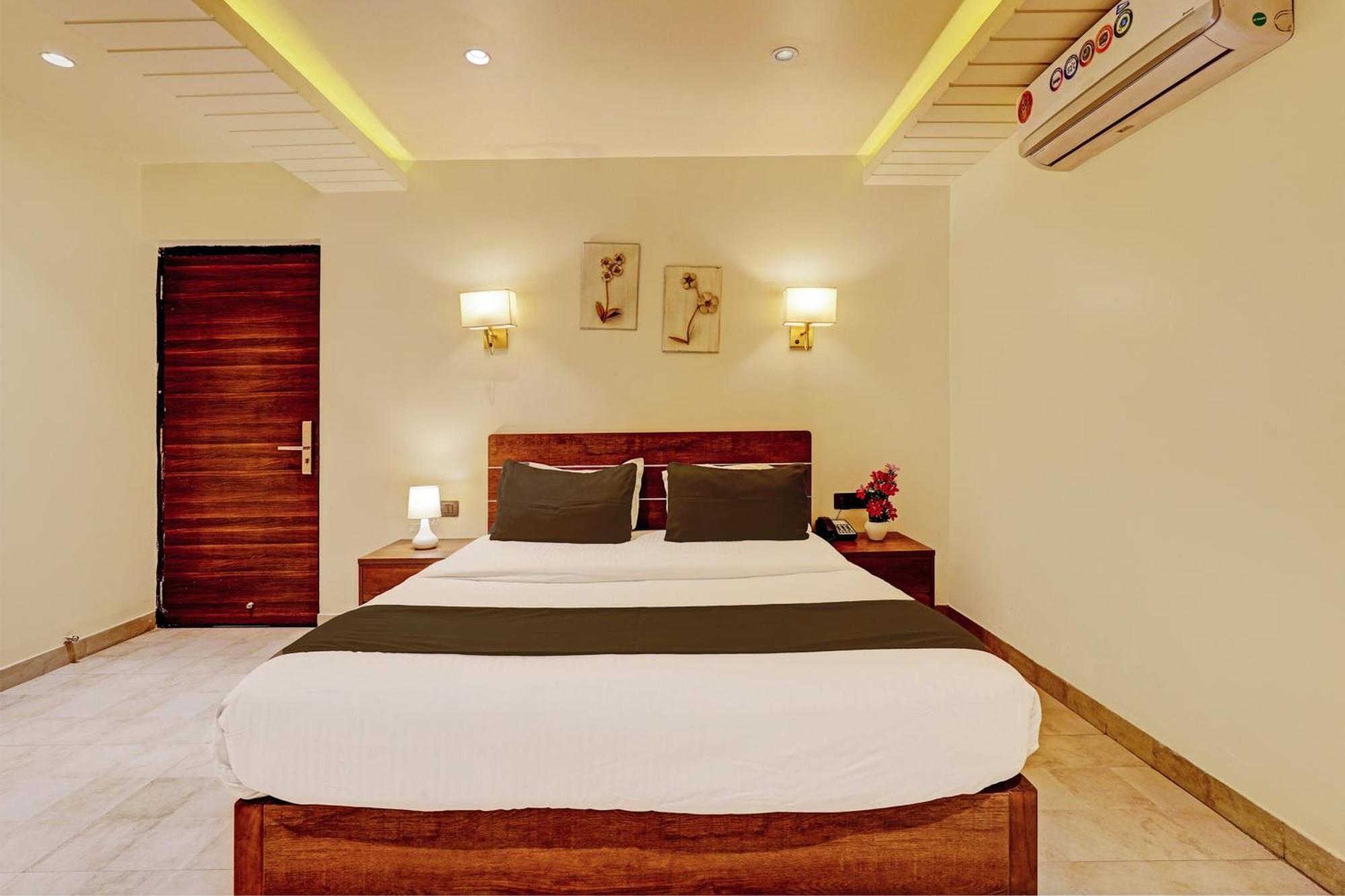 Townhouse Oak Clove Boutique Rajaji Nagar Near Lulu Mall 4*