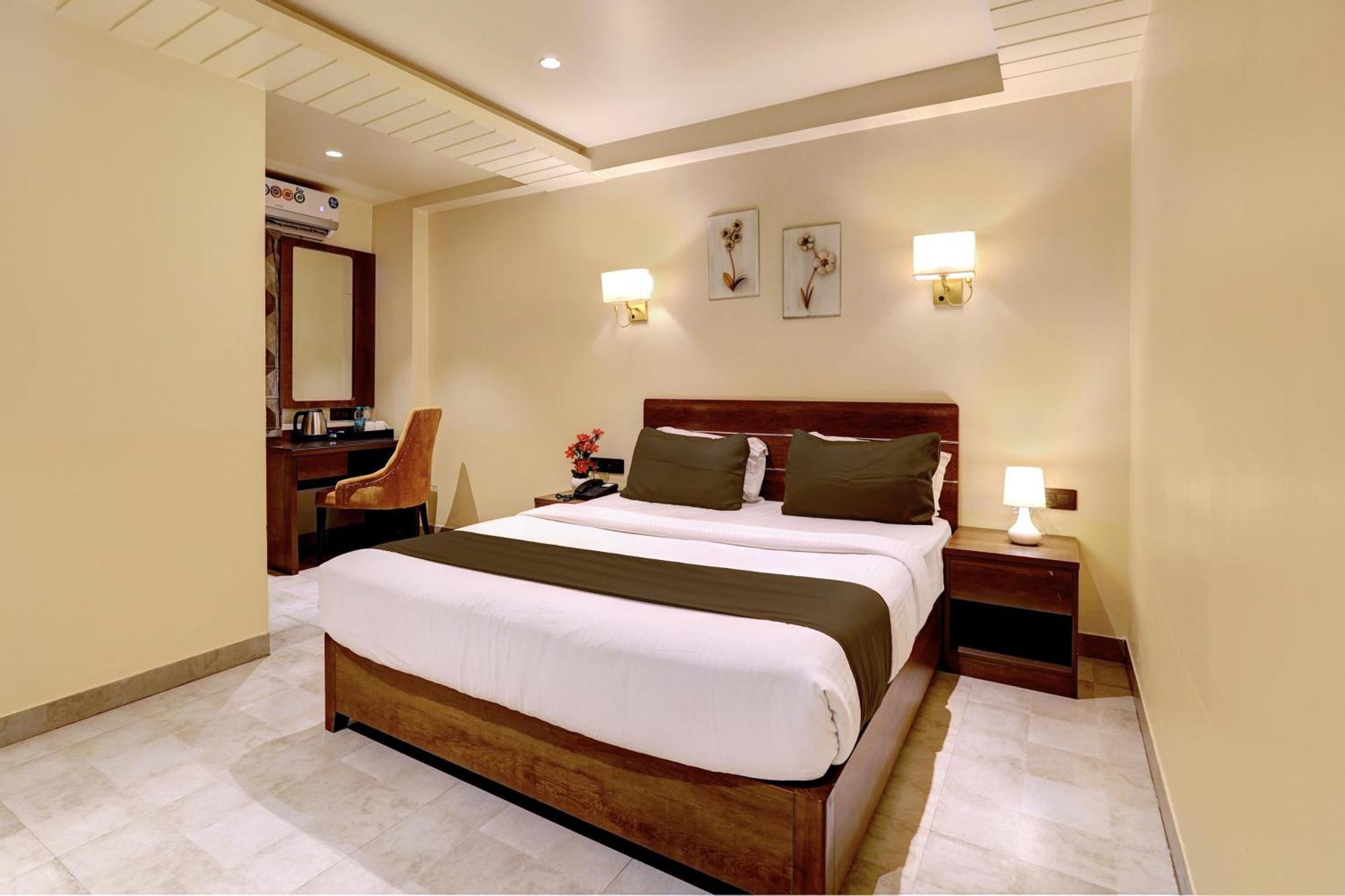 Hotel Townhouse Oak Clove Boutique Rajaji Nagar Near Lulu Mall 4*