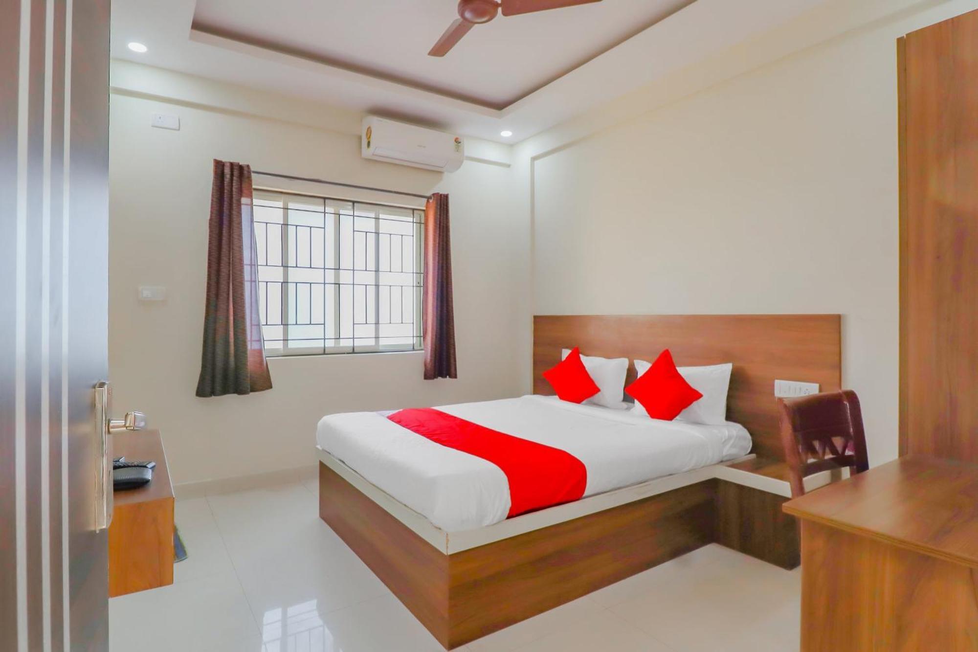 O New Golden Key Hotel