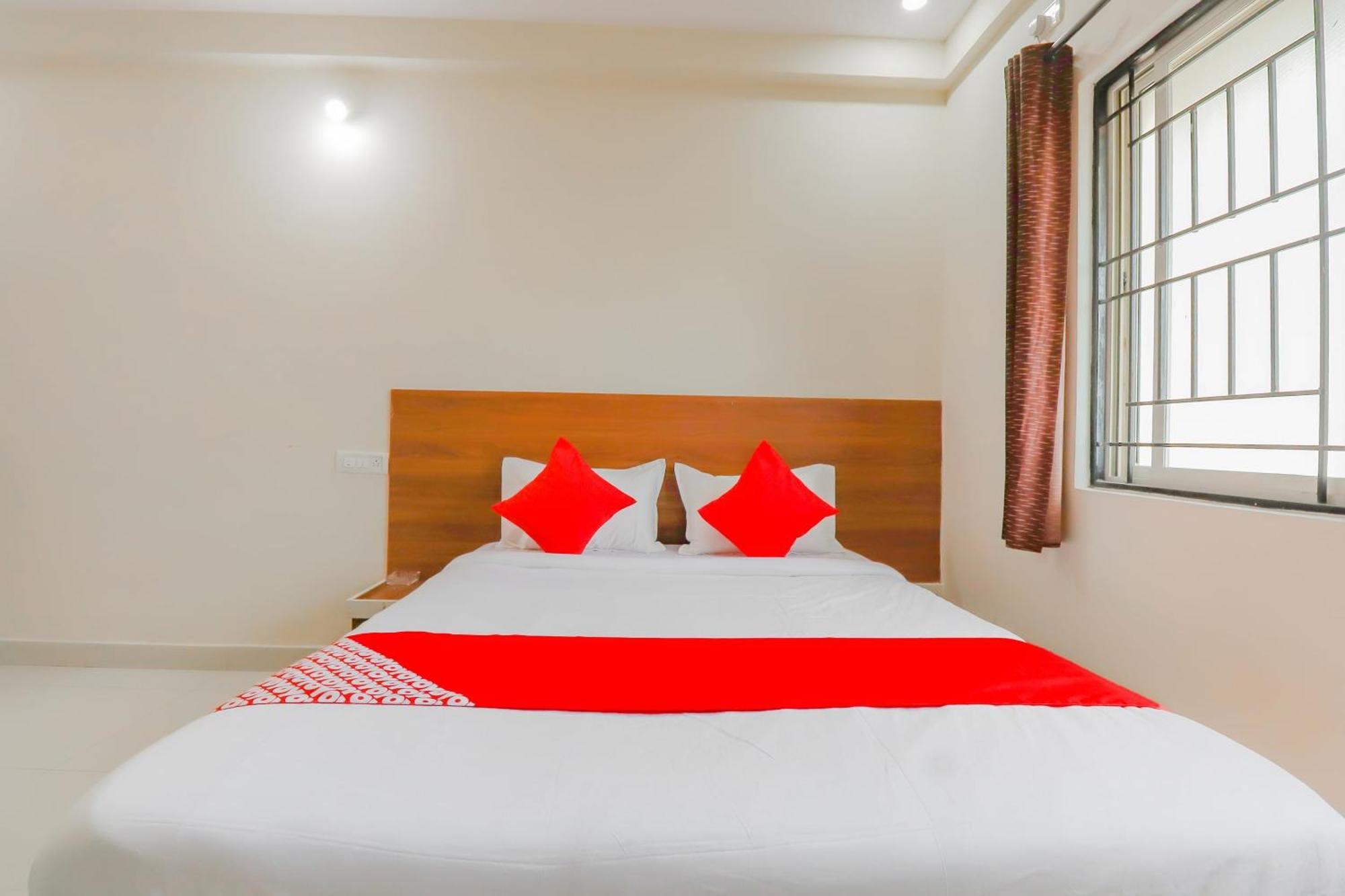Hotel O New Golden Key