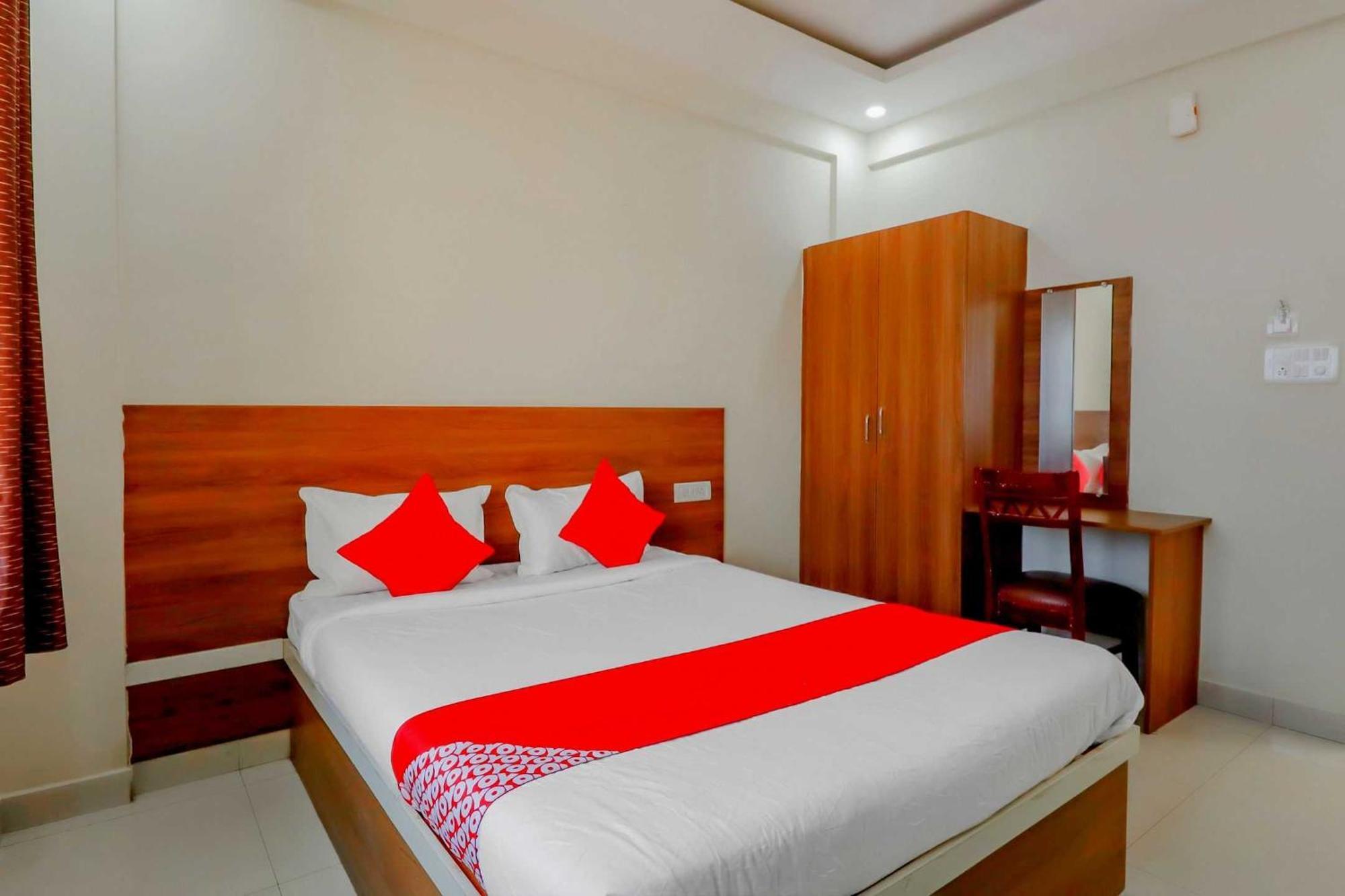 Hotel O New Golden Key 3*