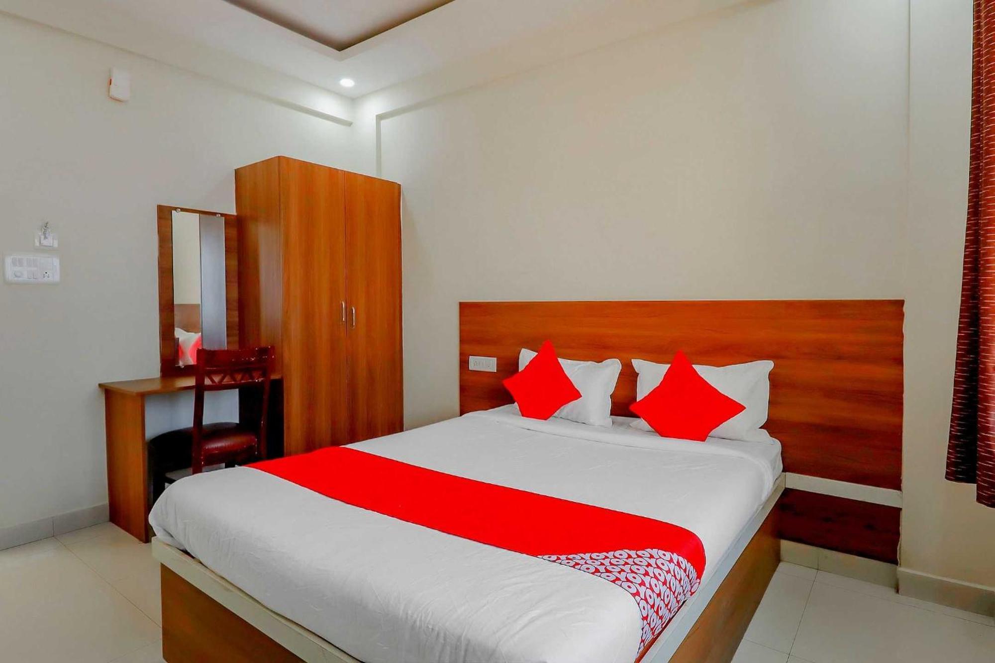 Hotel O New Golden Key Bangalore