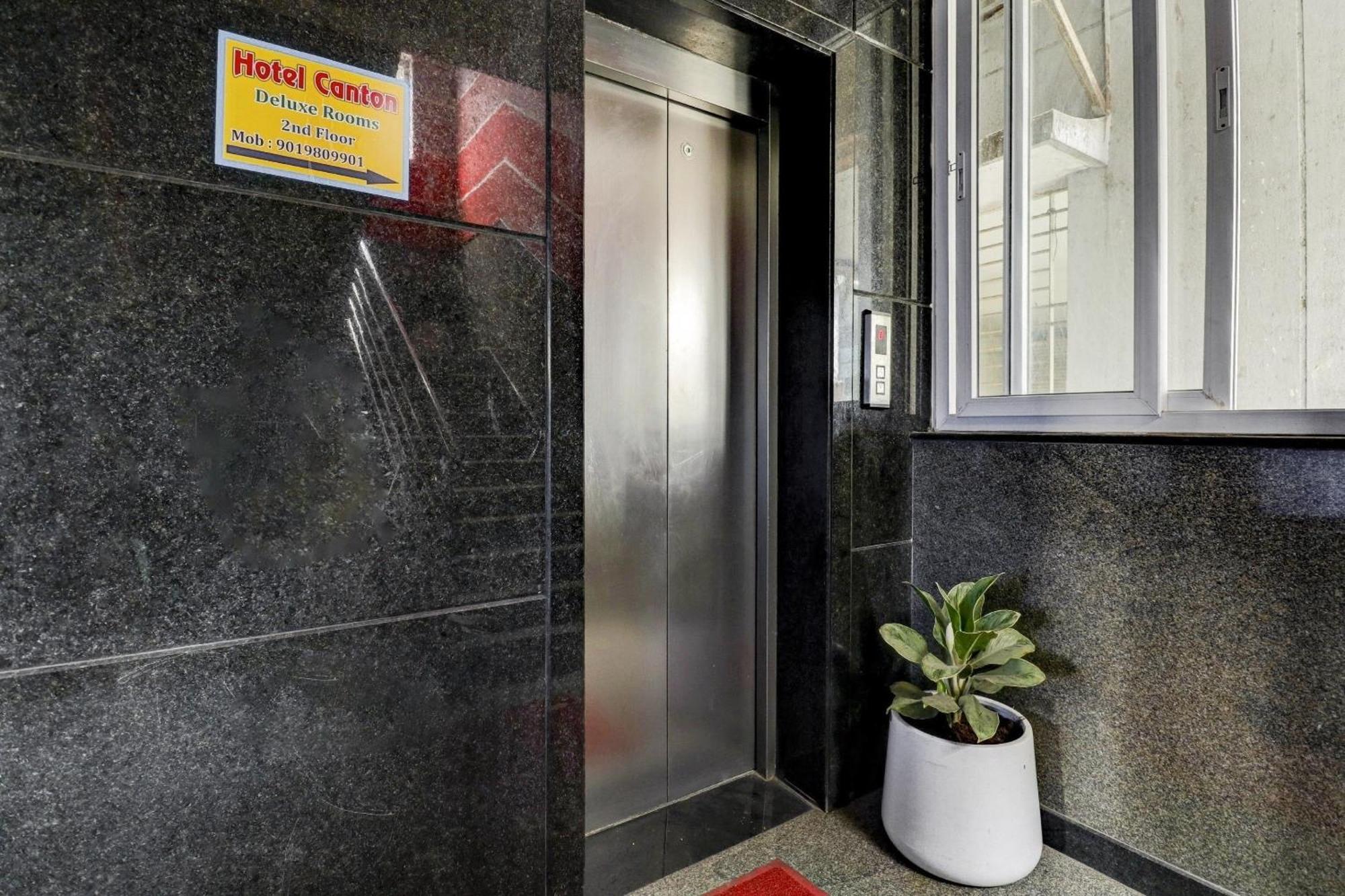 O Canton Hotel 3*