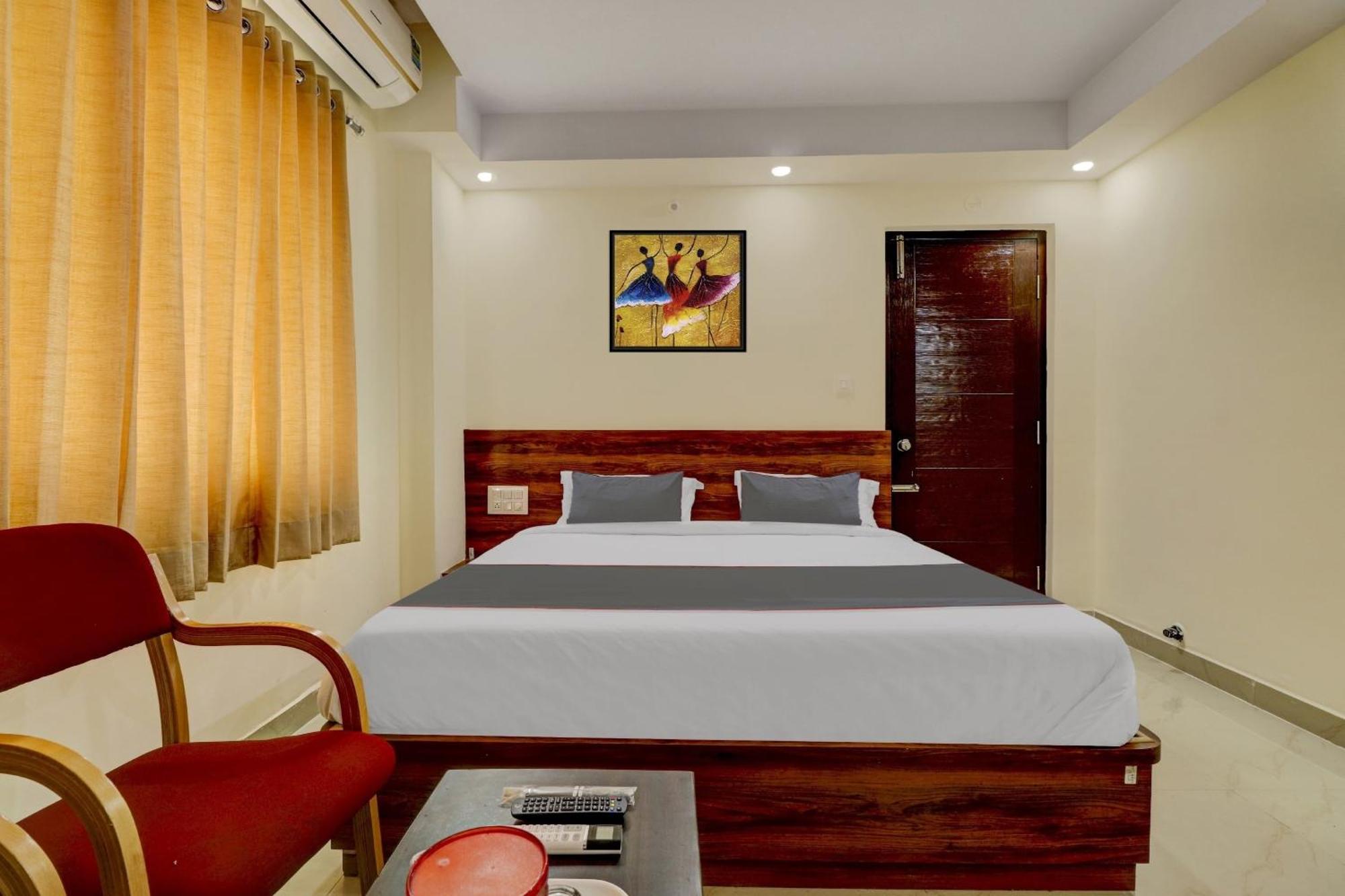 Collection O Hemadri Residency 4*