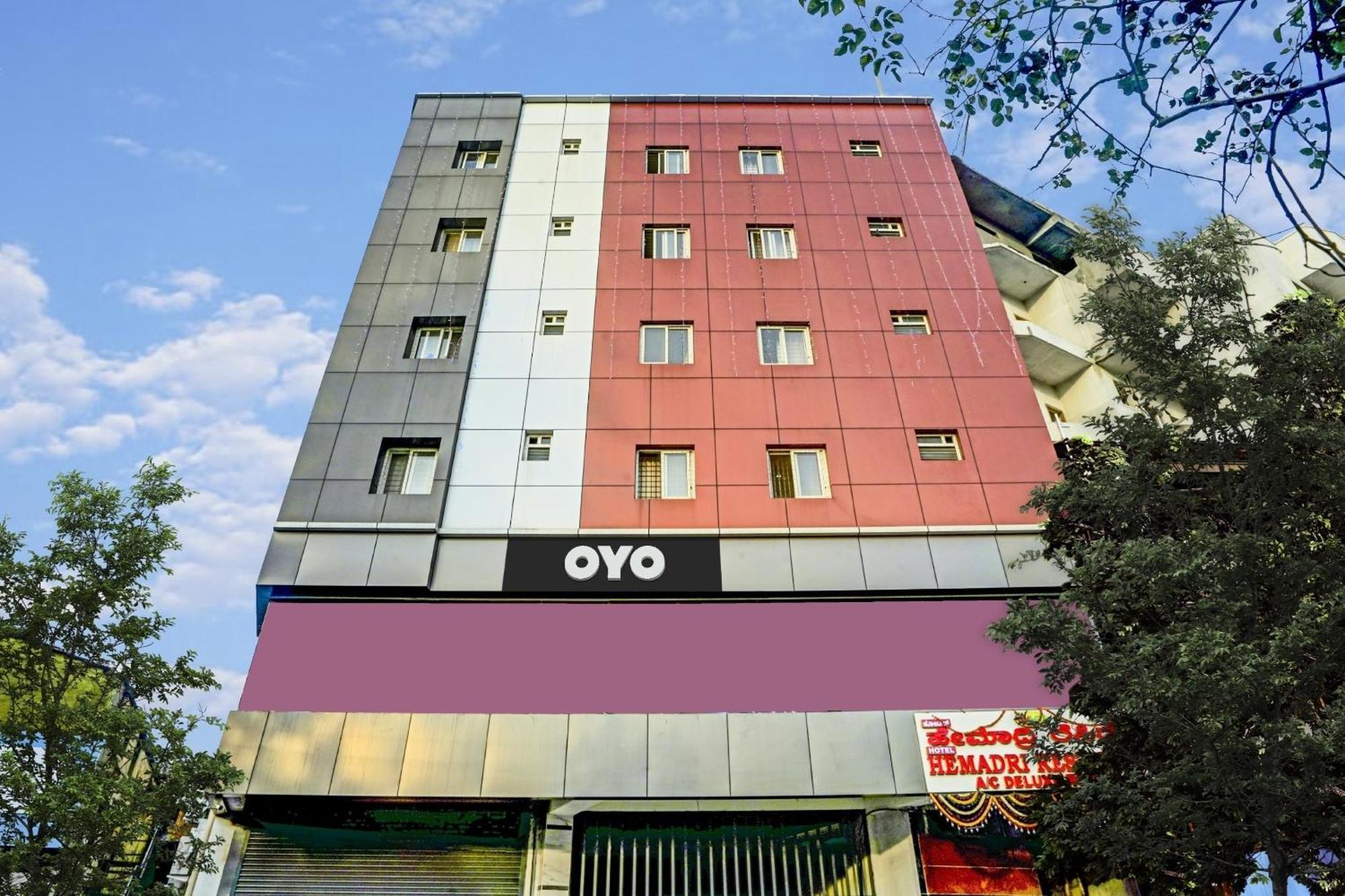 Collection O Hemadri Residency