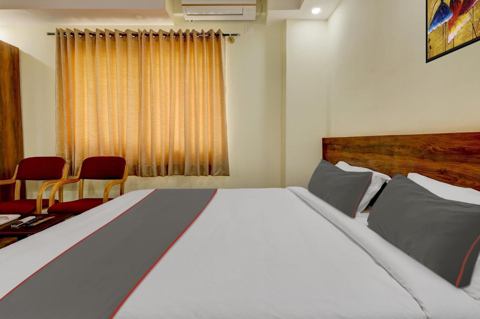 Hotel Collection O Hemadri Residency