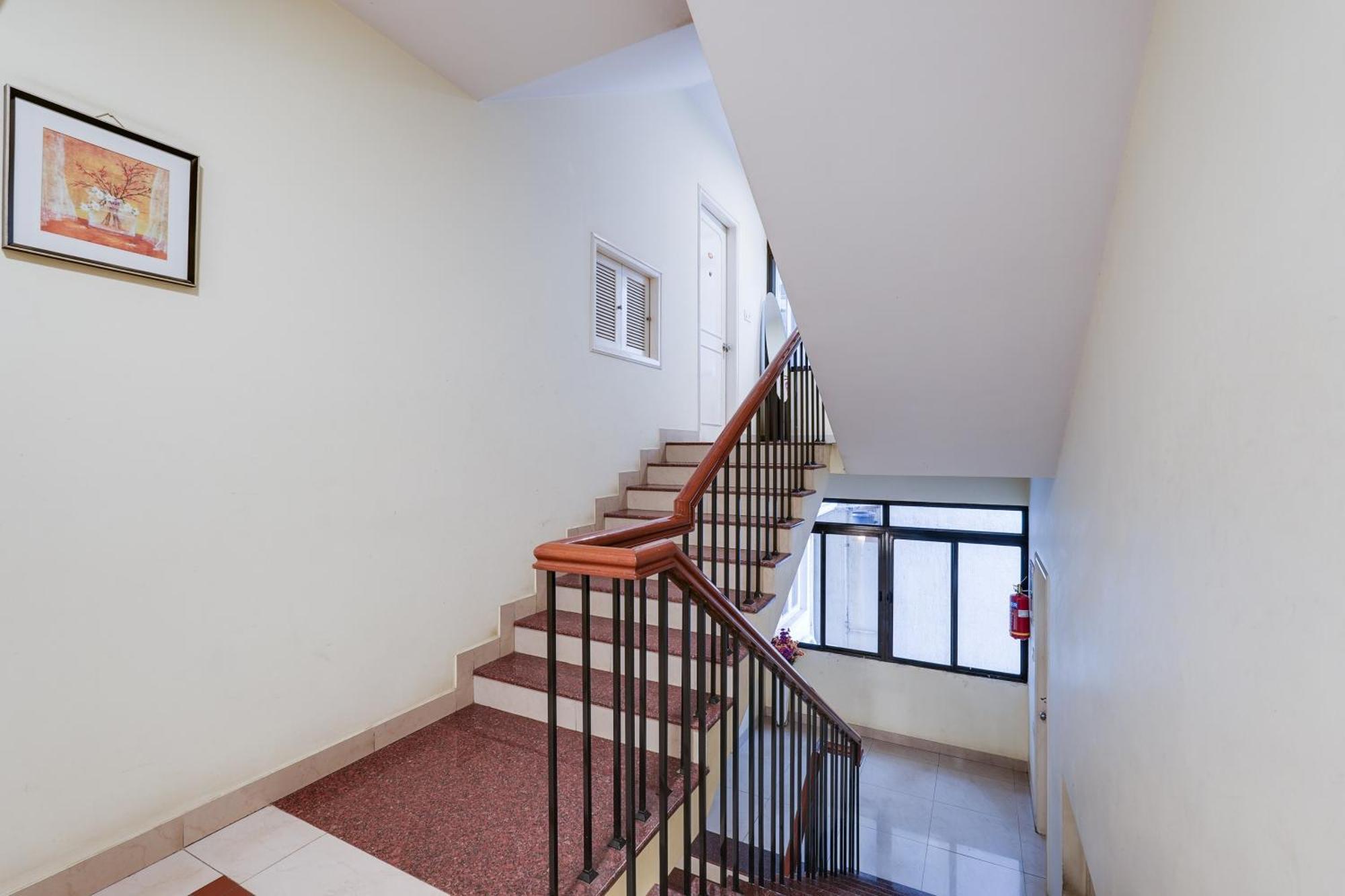 Super Townhouse G Silver Polonest 4* Bangalore