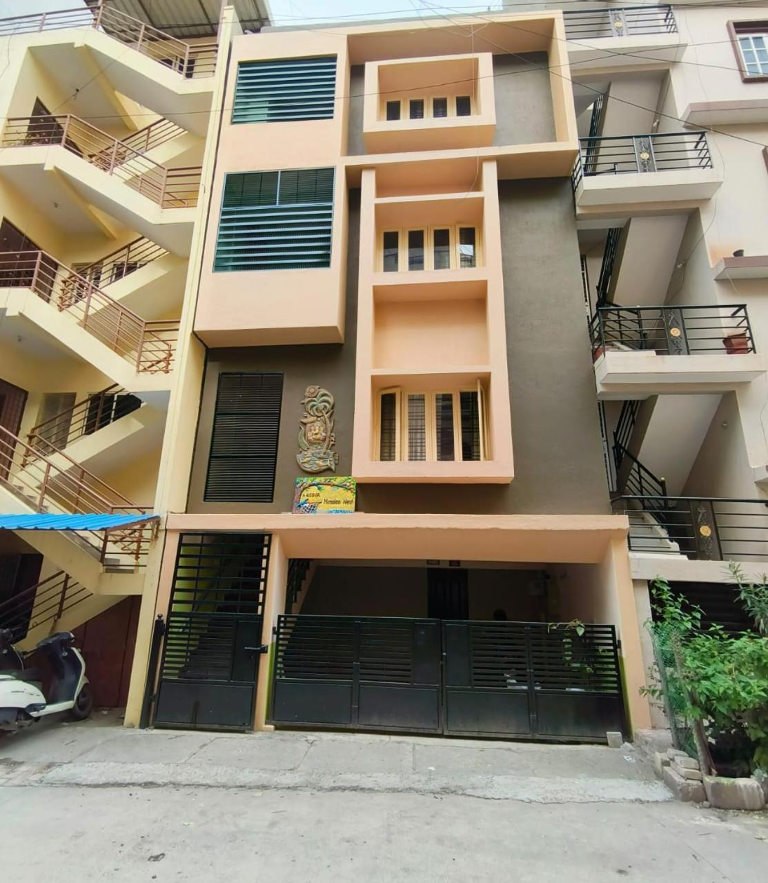 Homestayz Acacia * Bangalore