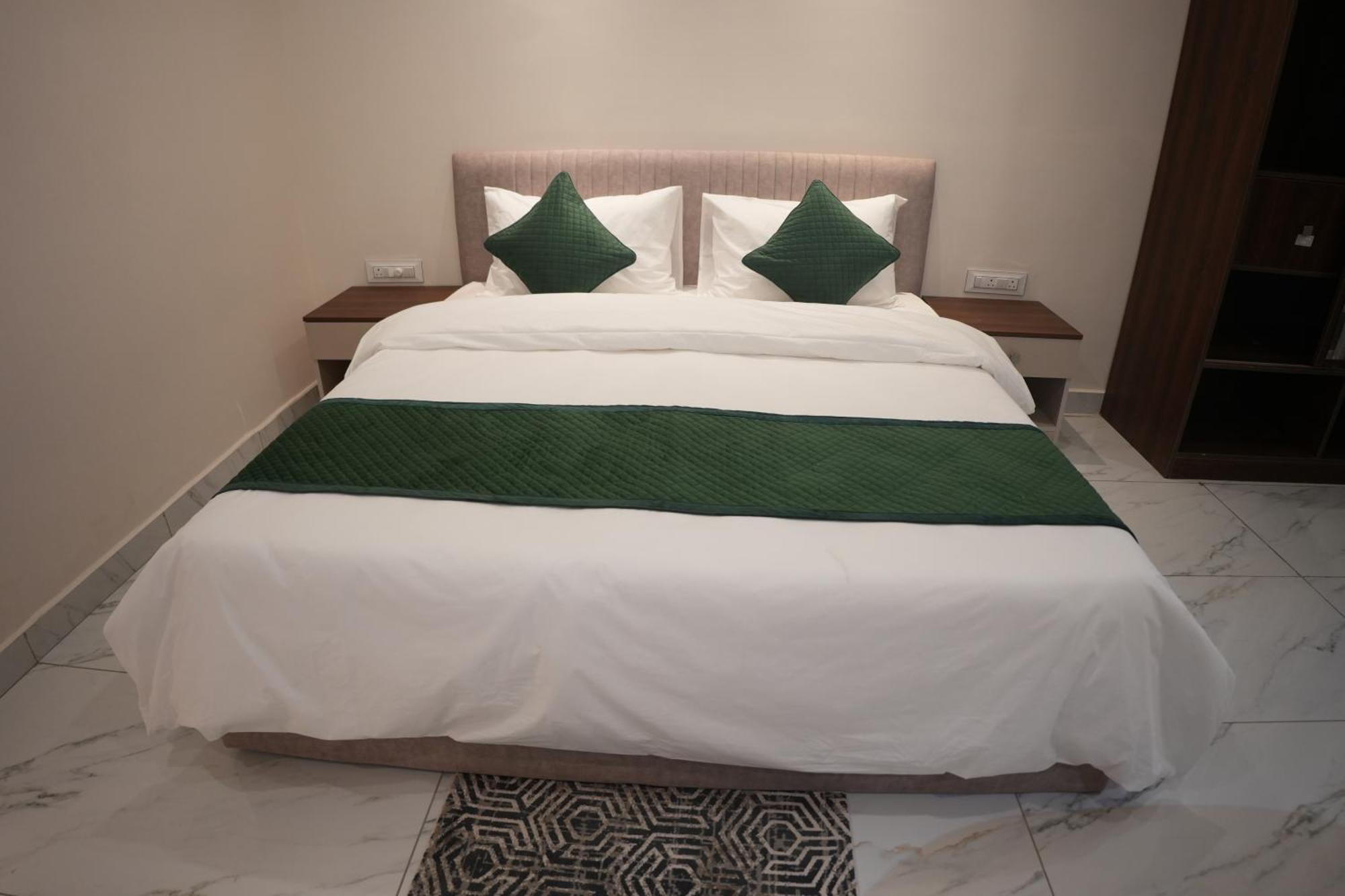 Ak Castle Hotel 3*