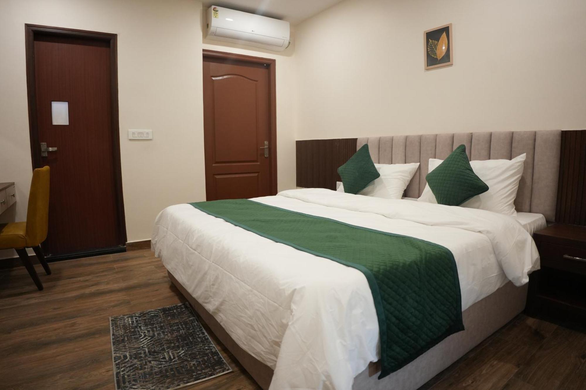 Ak Castle Hotel
