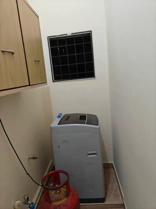 Cozy 80ft Rd Indiranagar 2bhk 2bth * Bangalore