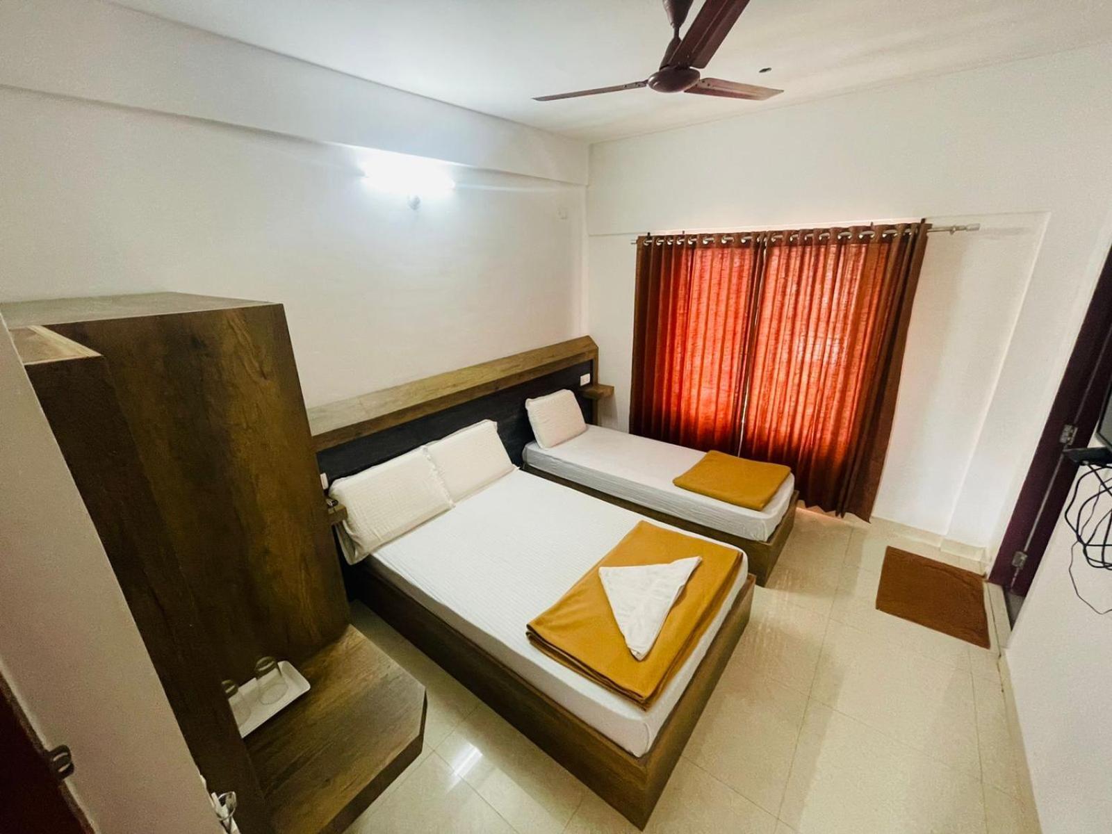 B Six 3* Bangalore