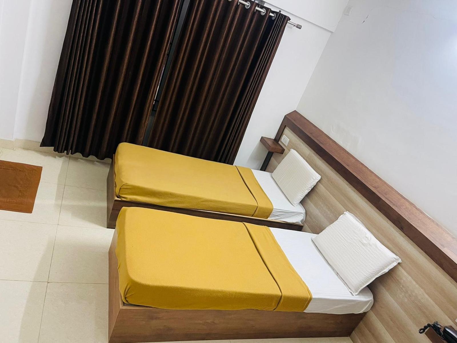 B Six 3* Bangalore