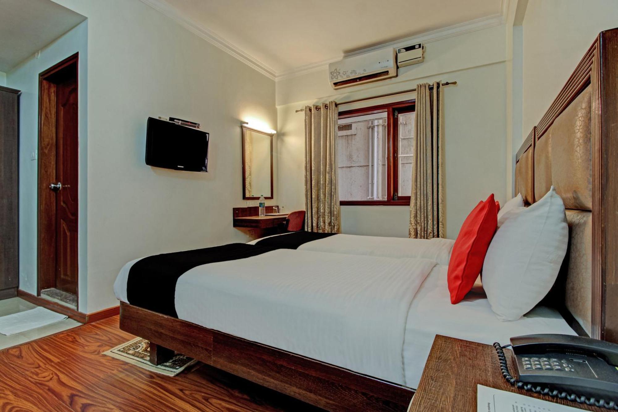 Capital O Sri Krishna Near 7d Voyage Hotel 3*