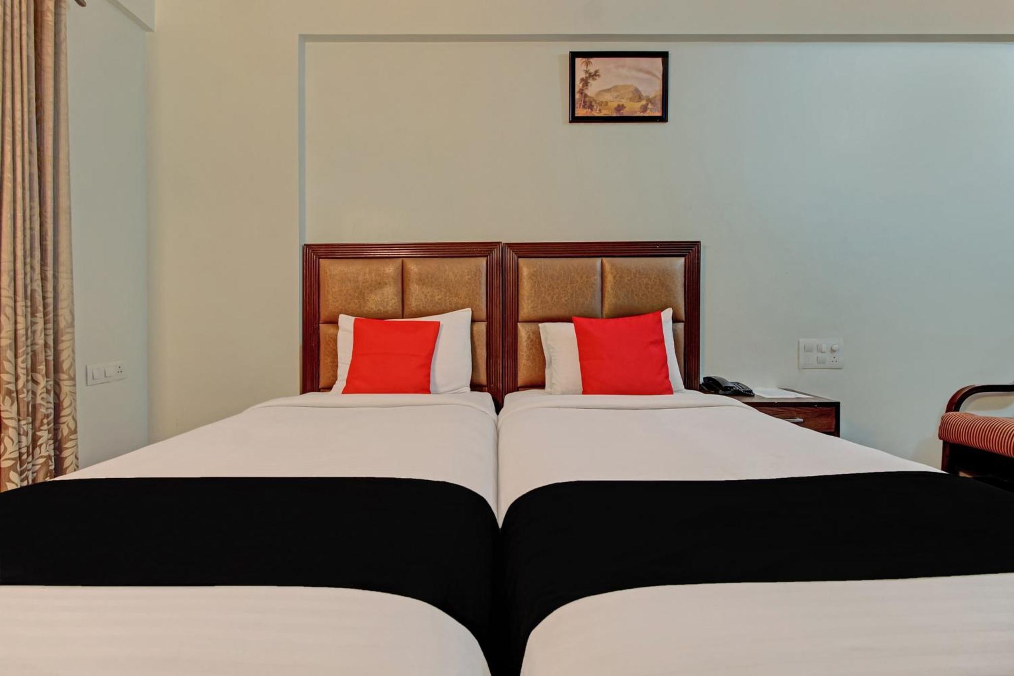 Capital O Sri Krishna Near 7d Voyage Hotel