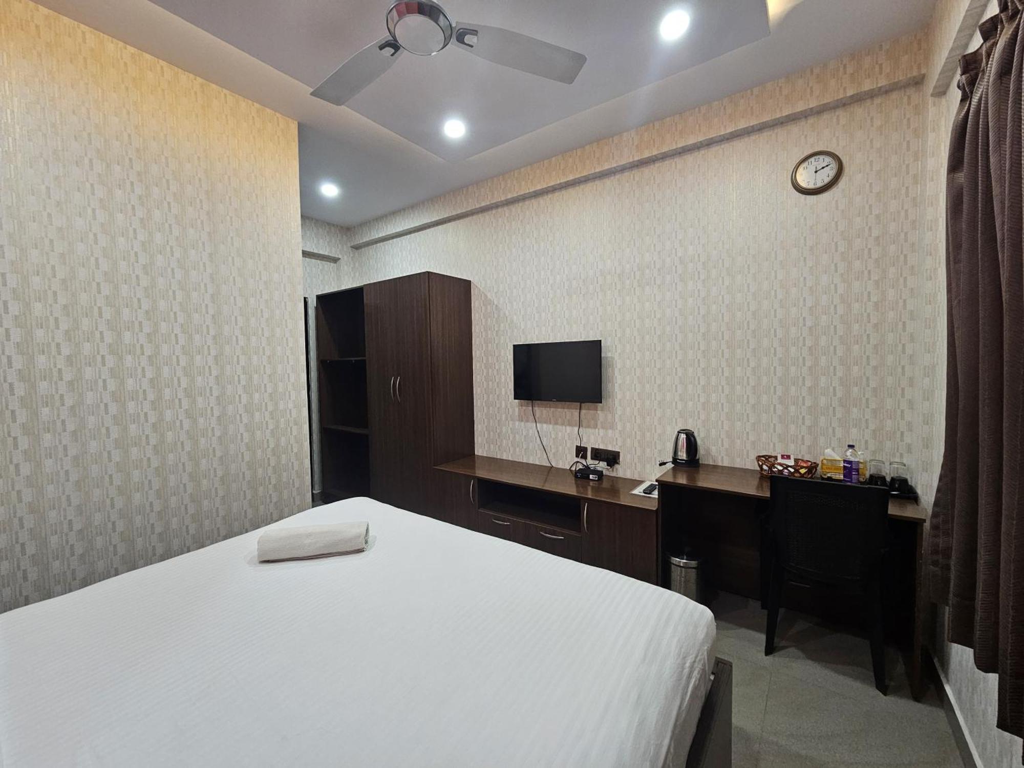The Urban Nest 3*