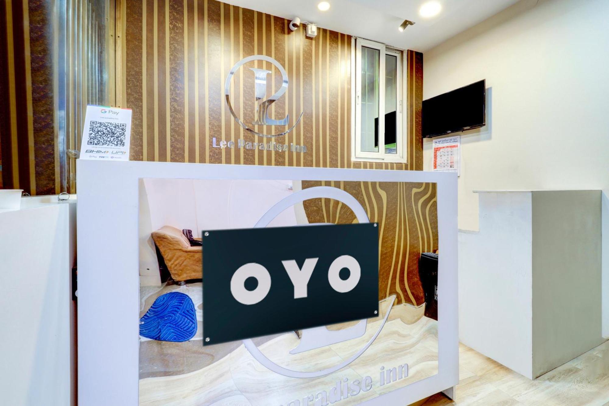 Oyo Lee Paradise