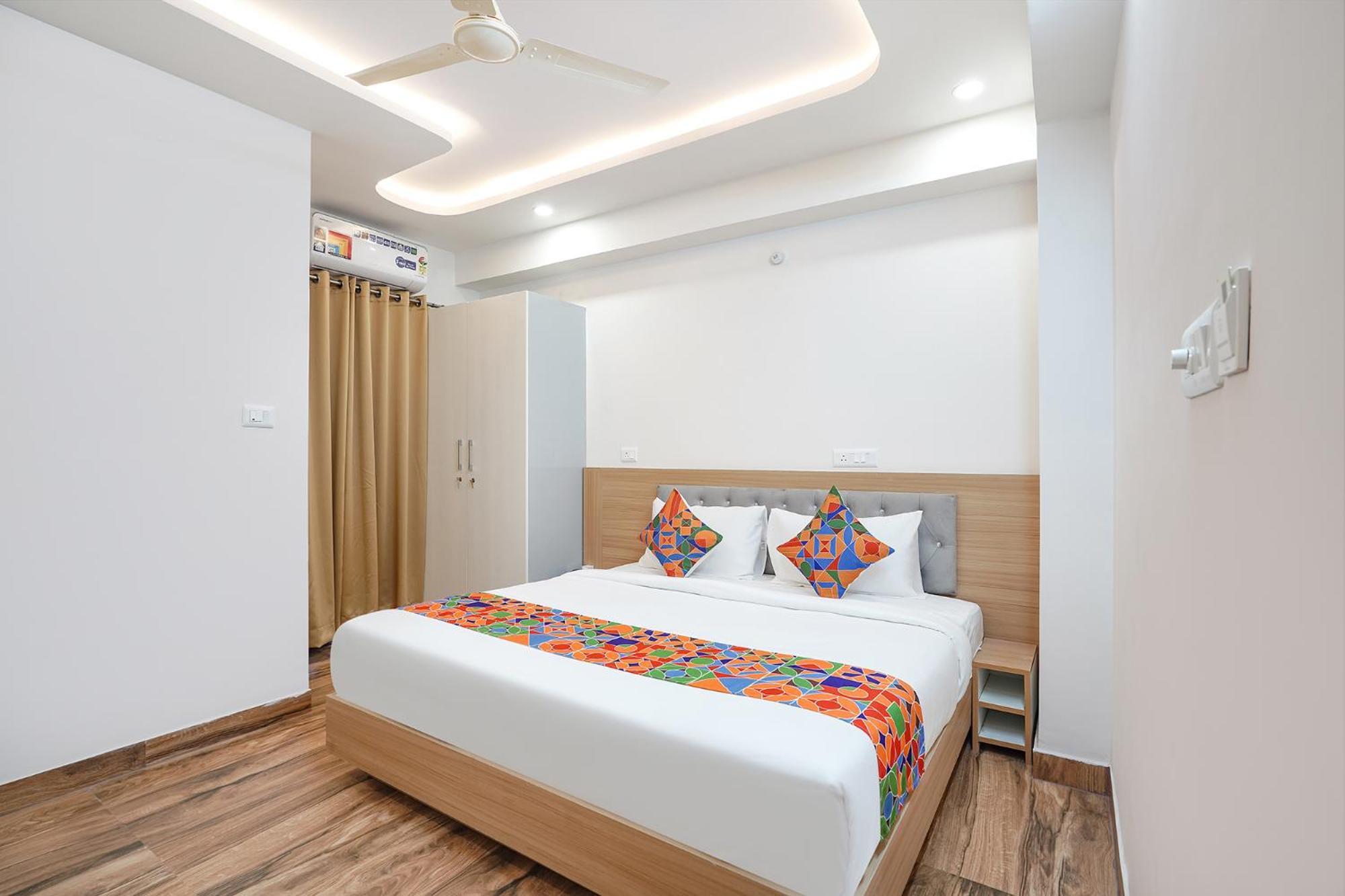 Hotel Fabhotel Redmoon