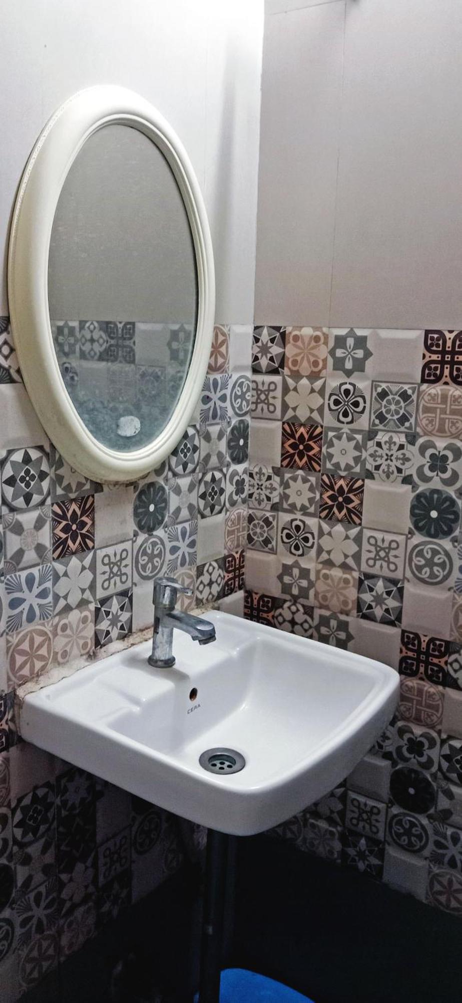 Sri Sai Comforts Near Majestic Railway Station 2* Bangalore