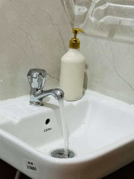 The Contessa, Hsr Cozy Couple Friendly 1bhk Flat * Bangalore