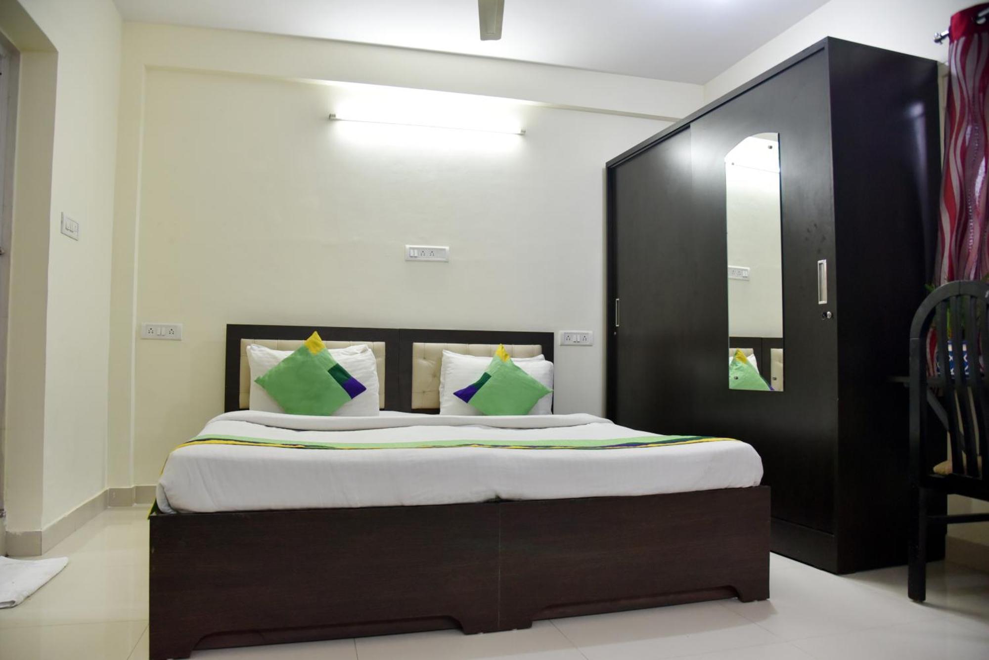 Hotel Elite 4 Koramangala Bangalore