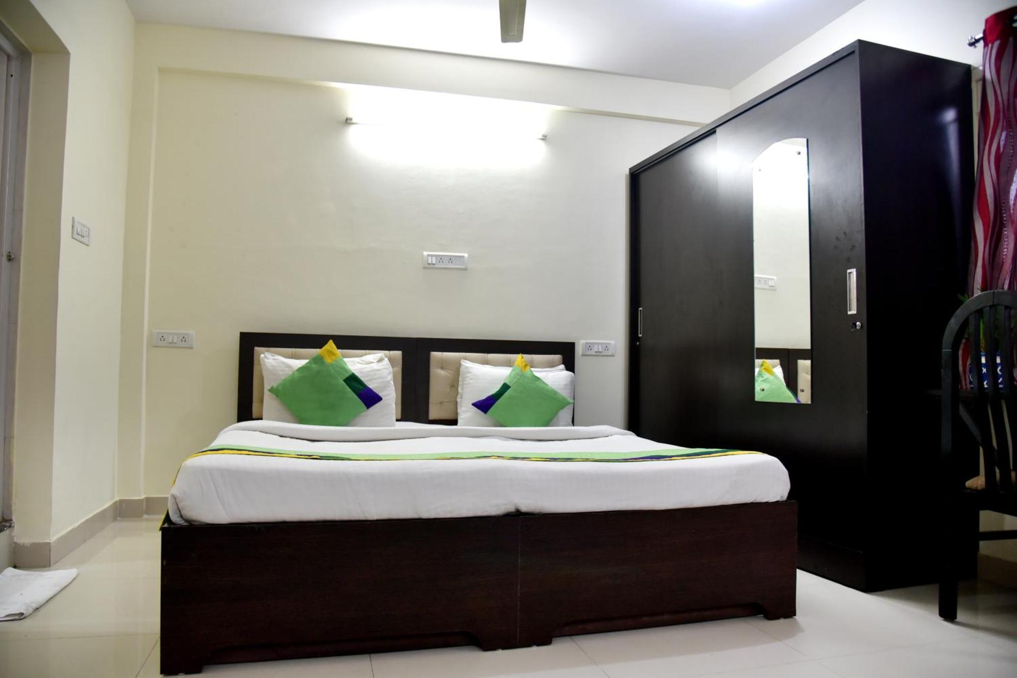 Hotel Elite 4 Koramangala Bangalore