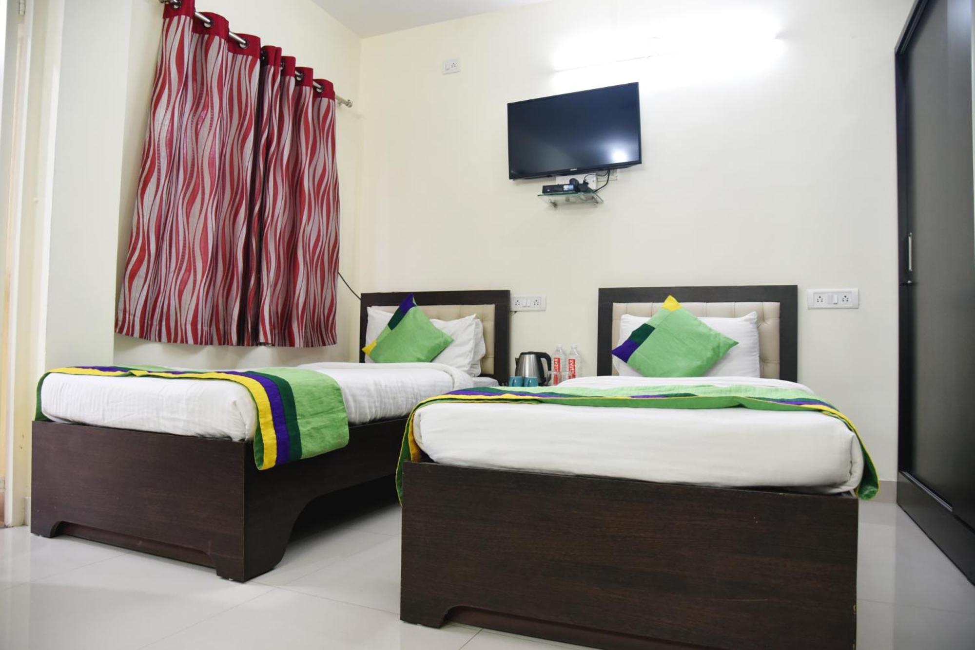 Elite 4 Koramangala Hotel