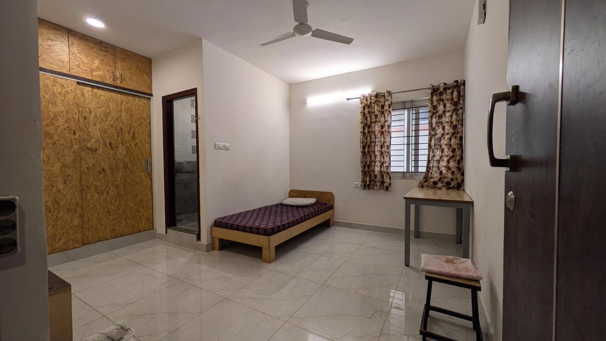 Albergue Ashraya *