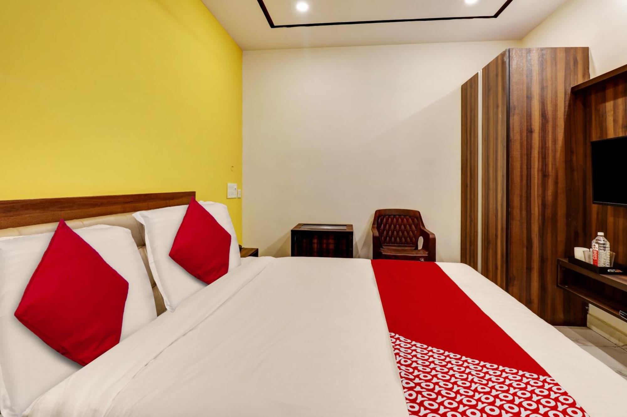 Hotel O Golden Residency 4*
