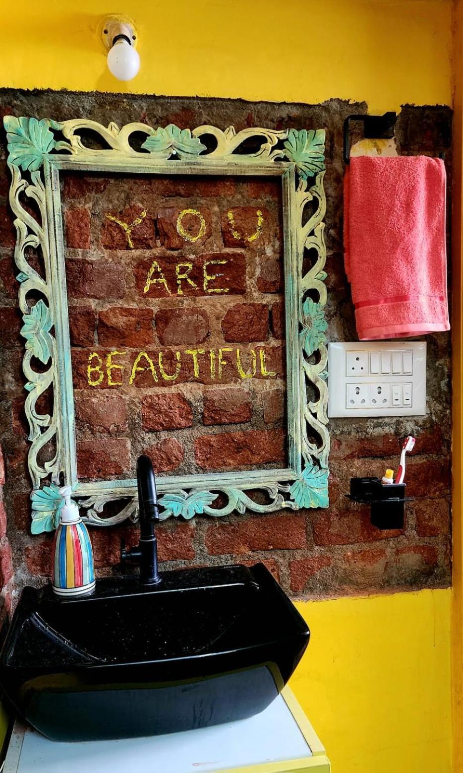 Salaam Namaste Apartment