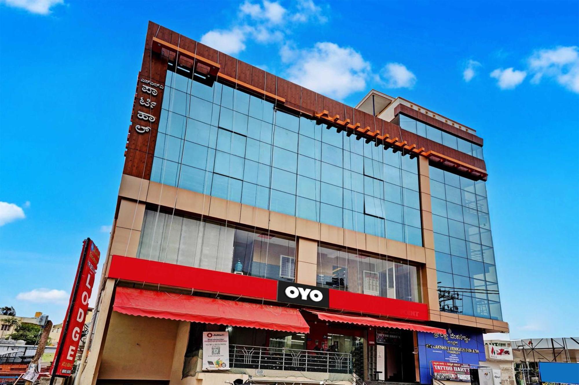 O Flagship Mr Hotel 4*