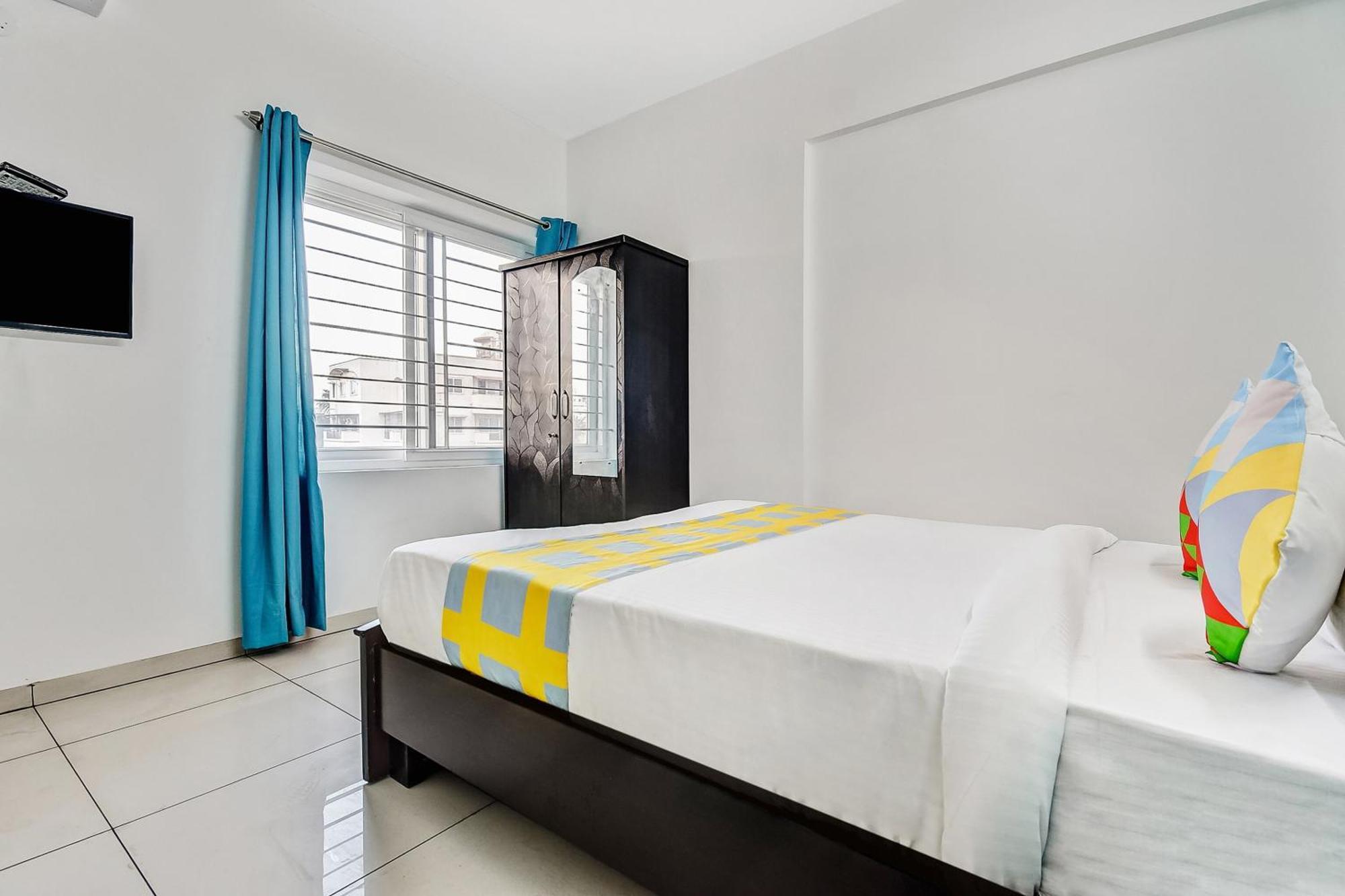O Crystal Guest house