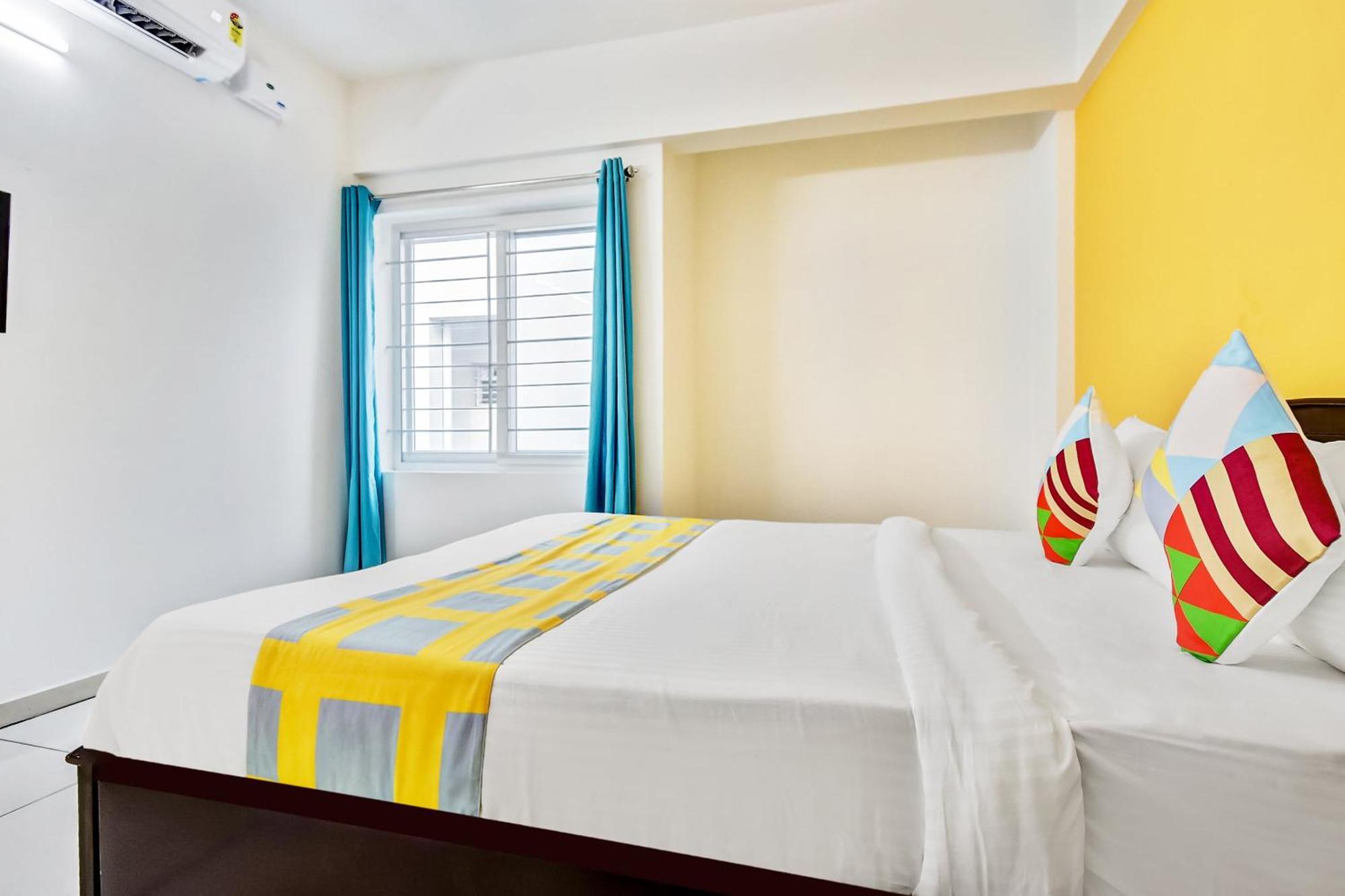 Guest house O Crystal Bangalore