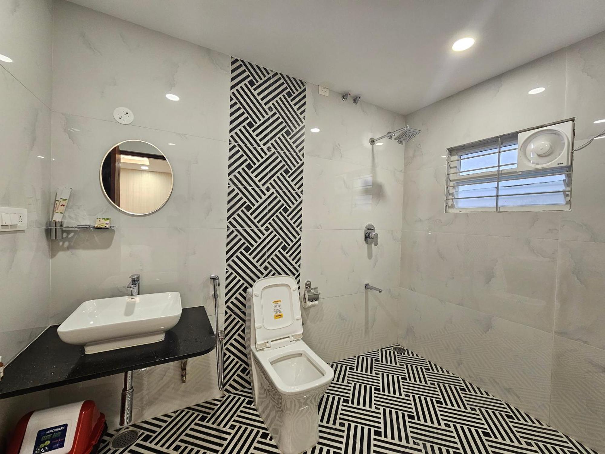 The Urban Nest Hotel