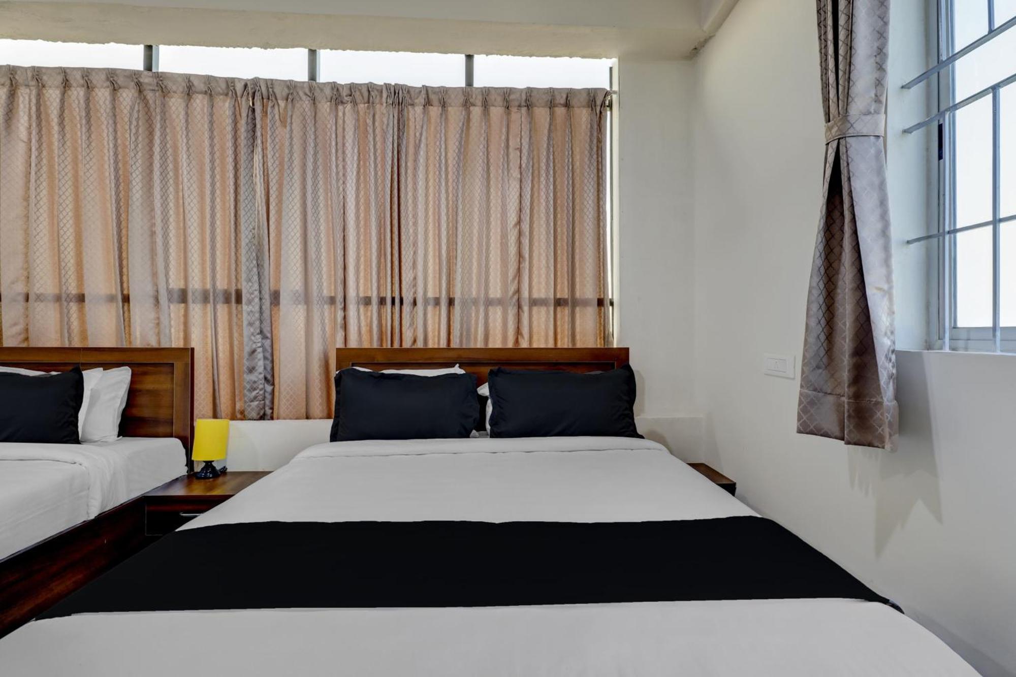O Cheluva Residency Hotel