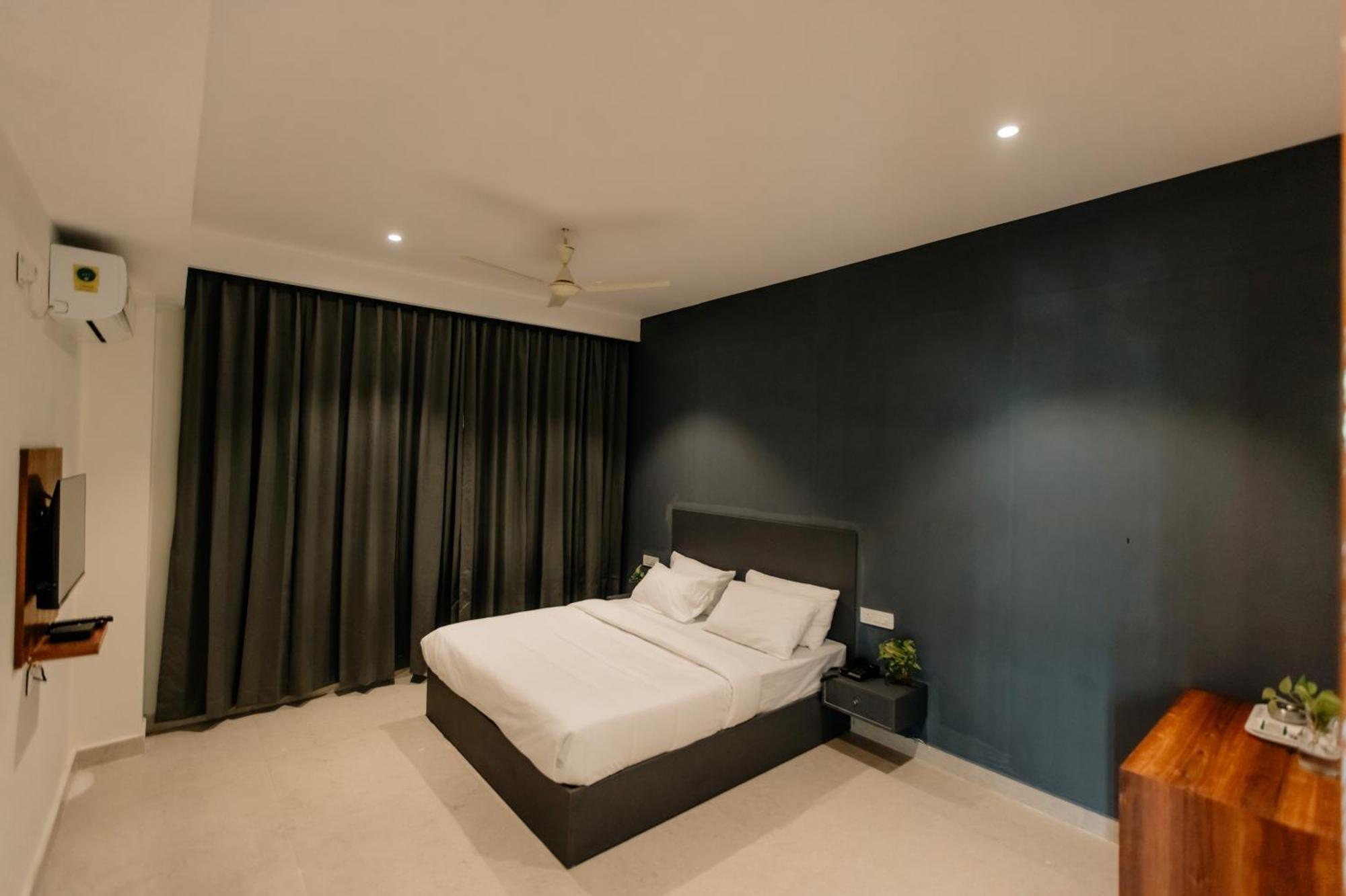 Hotel No 7 Vista Bangalore