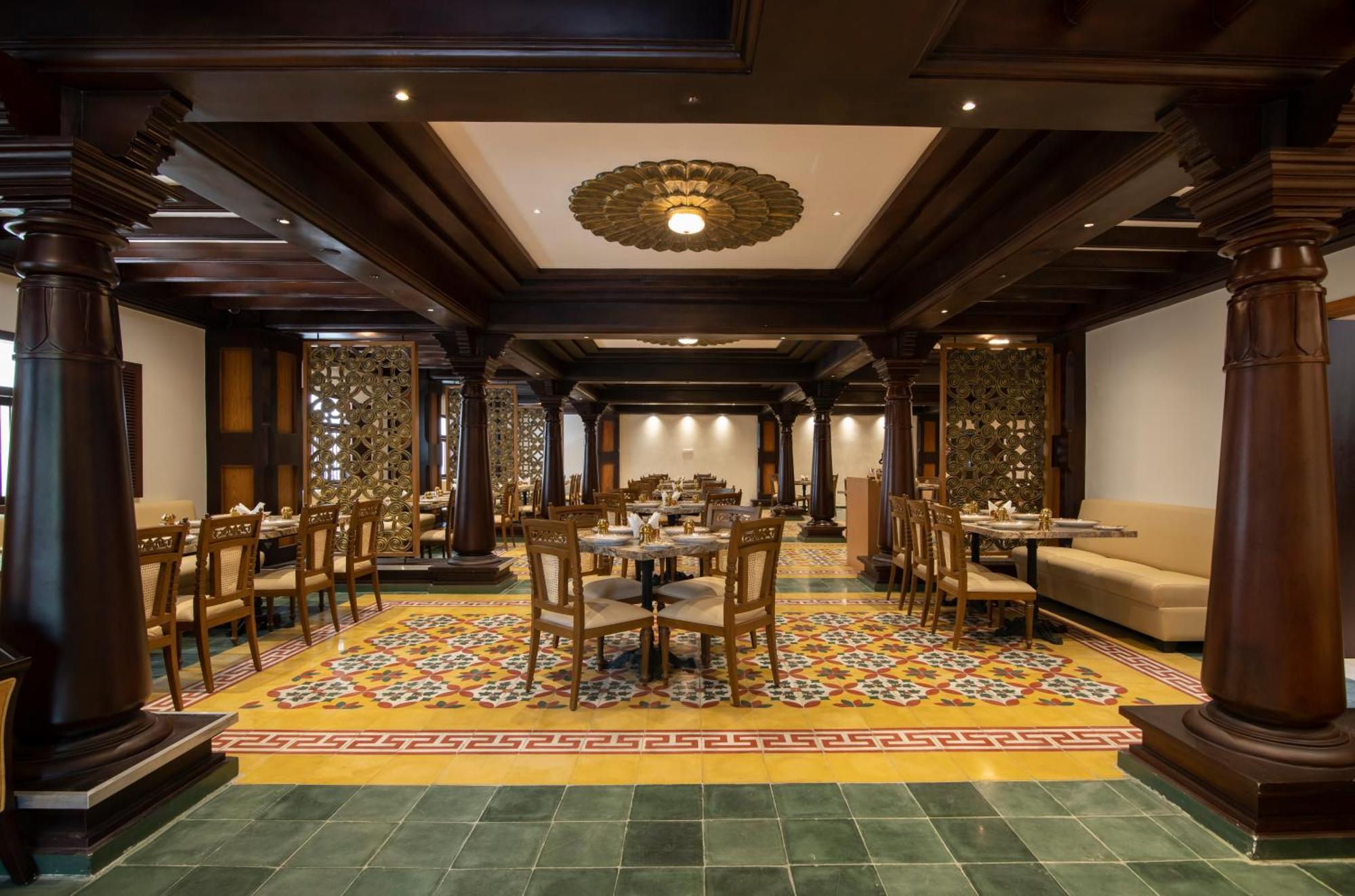 The President Hotel, Kumarapark Bangalore