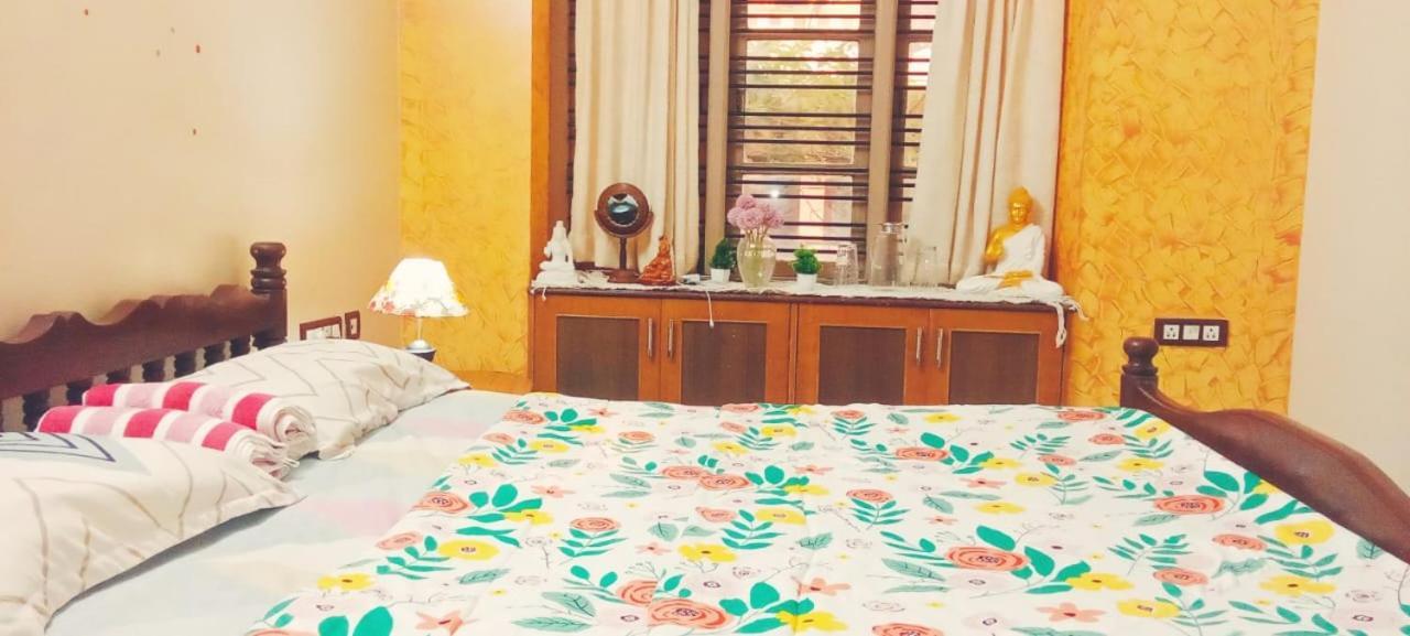 Homestay The Cave Luxe Bangalore