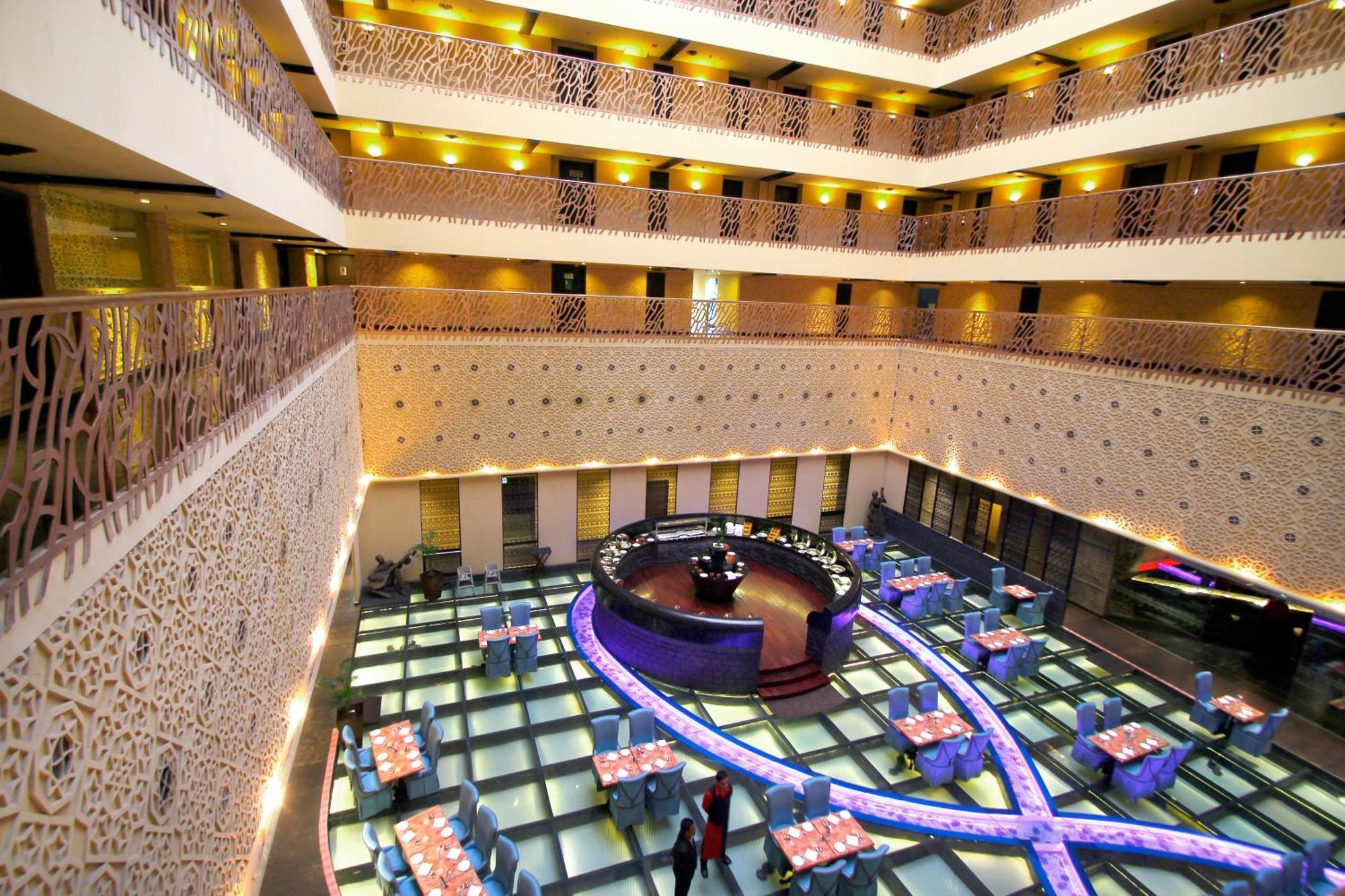 Hotel Sterlings Mac 5*