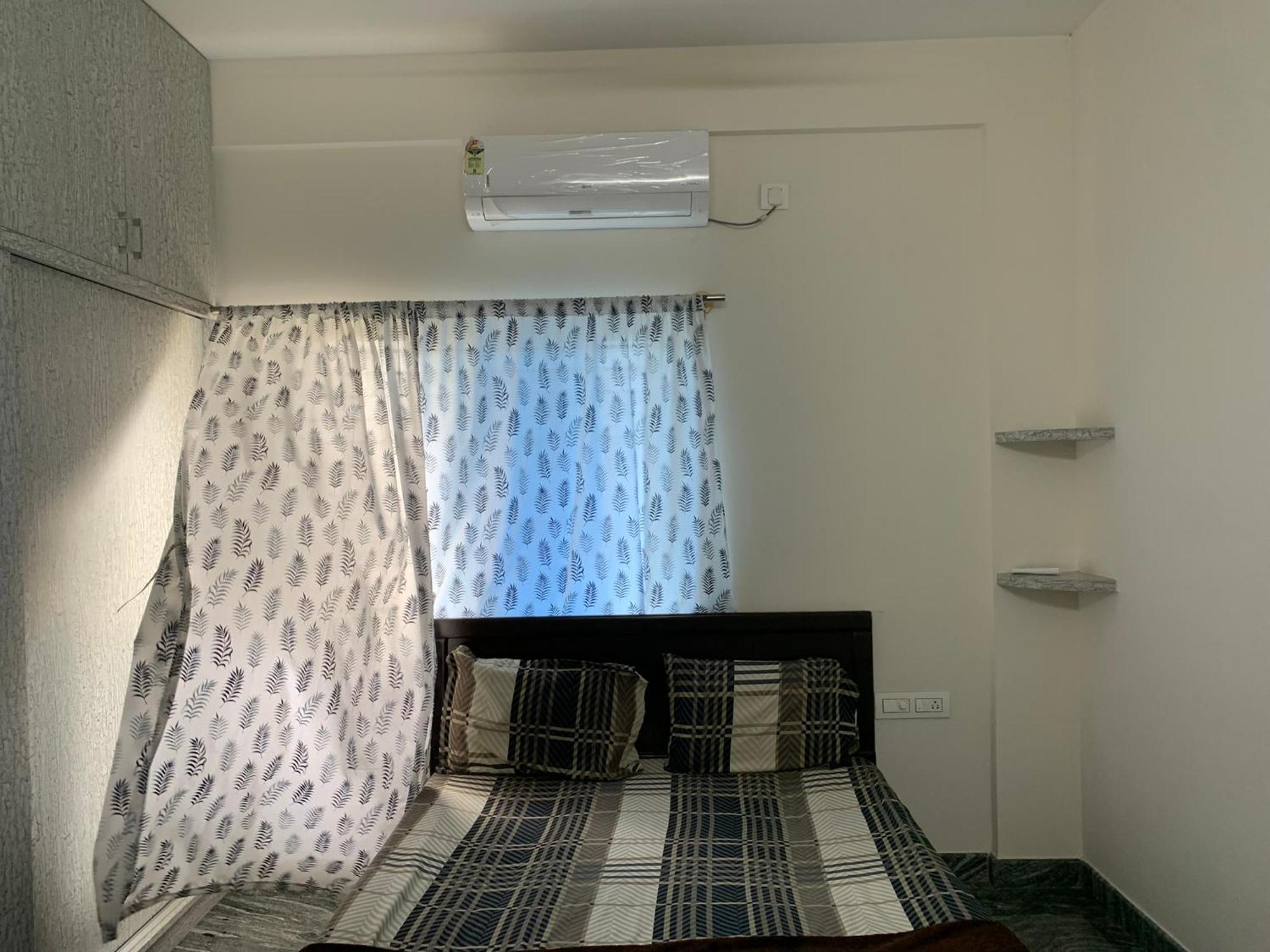 Apartment Sagar Niwas-1bhk And 2bhk Short Flats - Nh Hcl Ec Bommasandra *