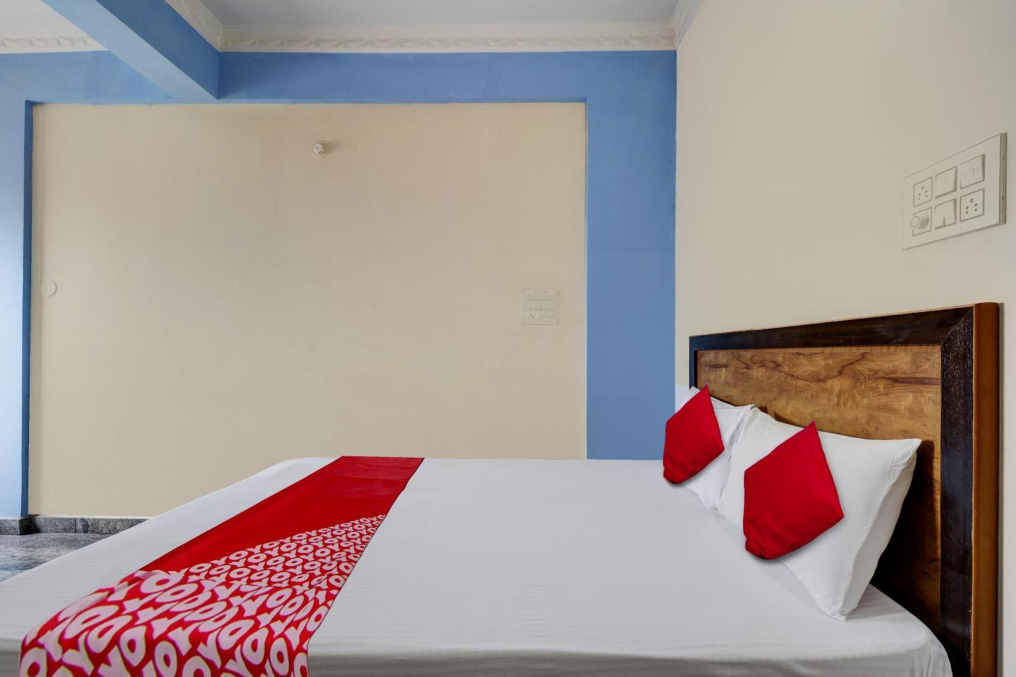 Super O J.b. Boarding And Hotel Bangalore