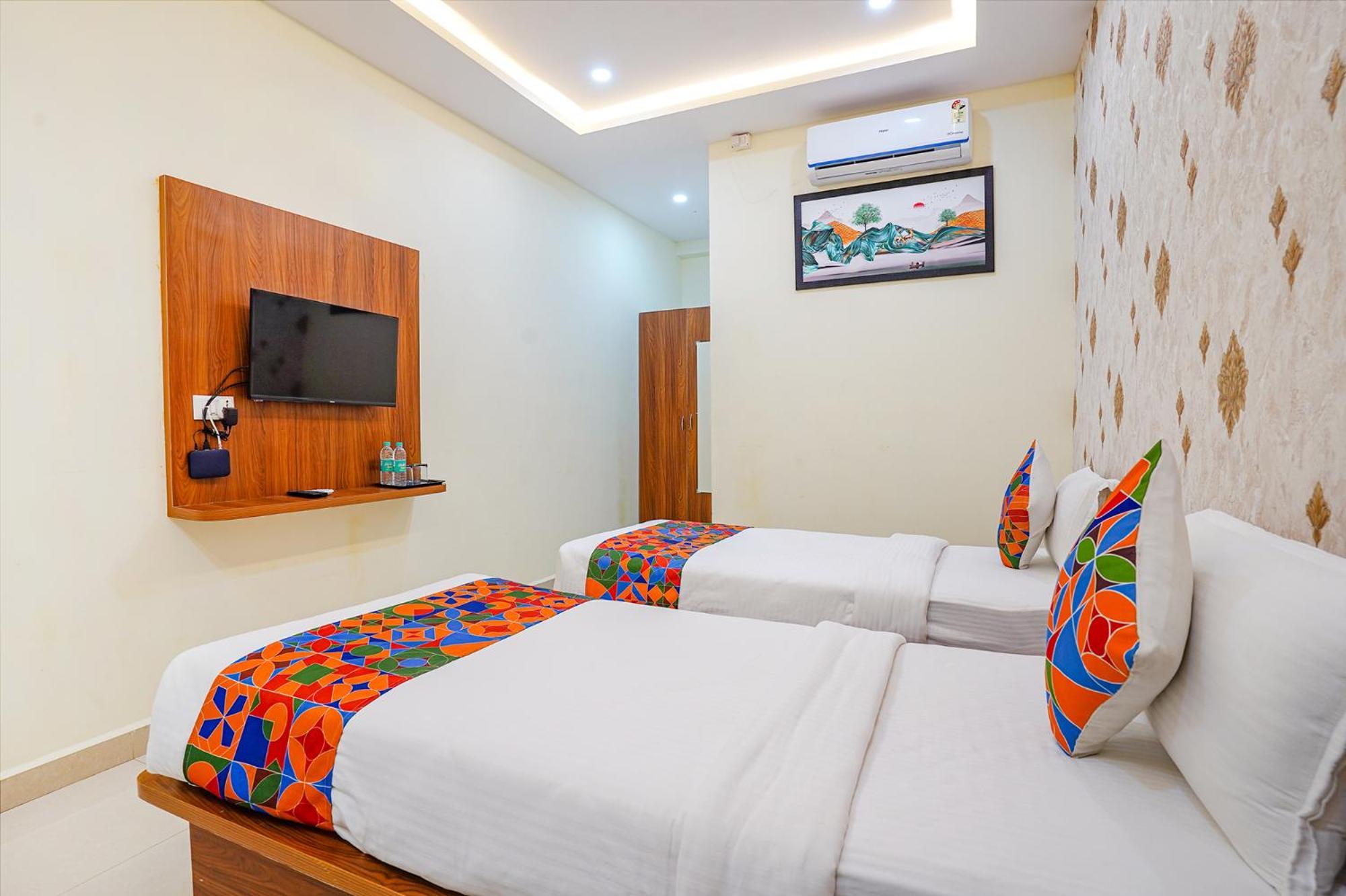 Fabhotel Partha Residency - Nr Iskcon Kr Puram Hotel