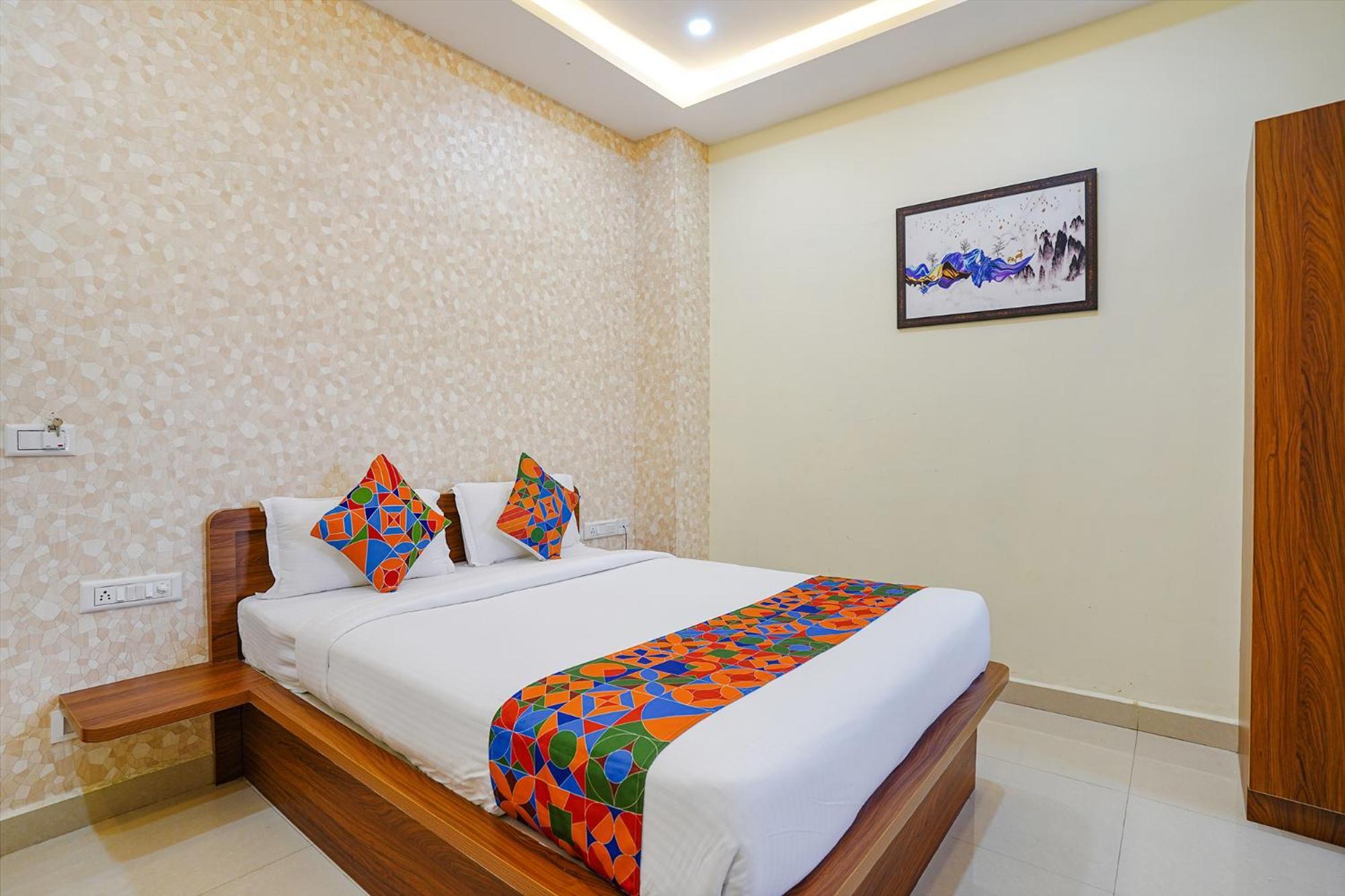 Fabhotel Partha Residency - Nr Iskcon Kr Puram 2*