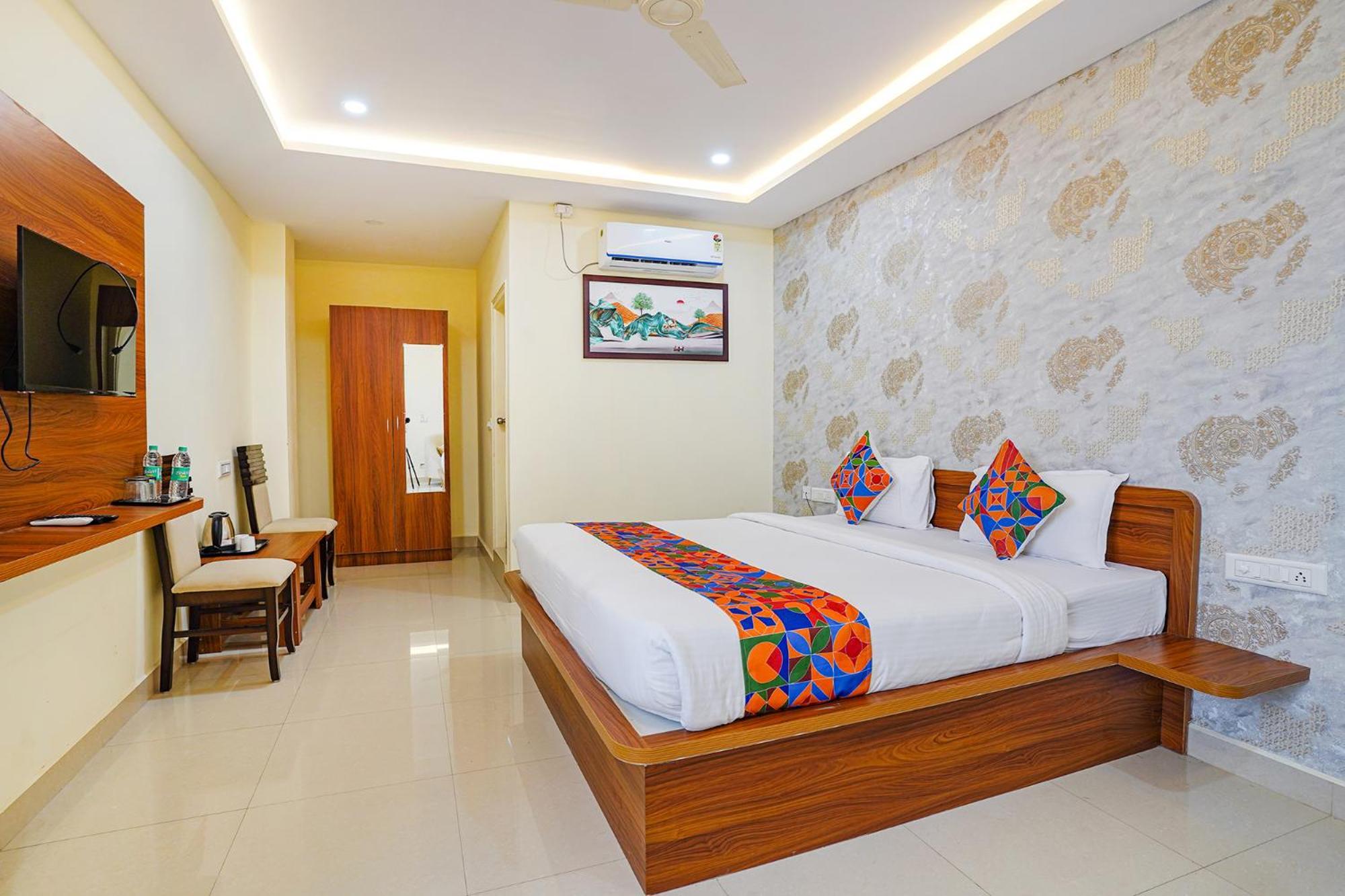Fabhotel Partha Residency - Nr Iskcon Kr Puram Hotel