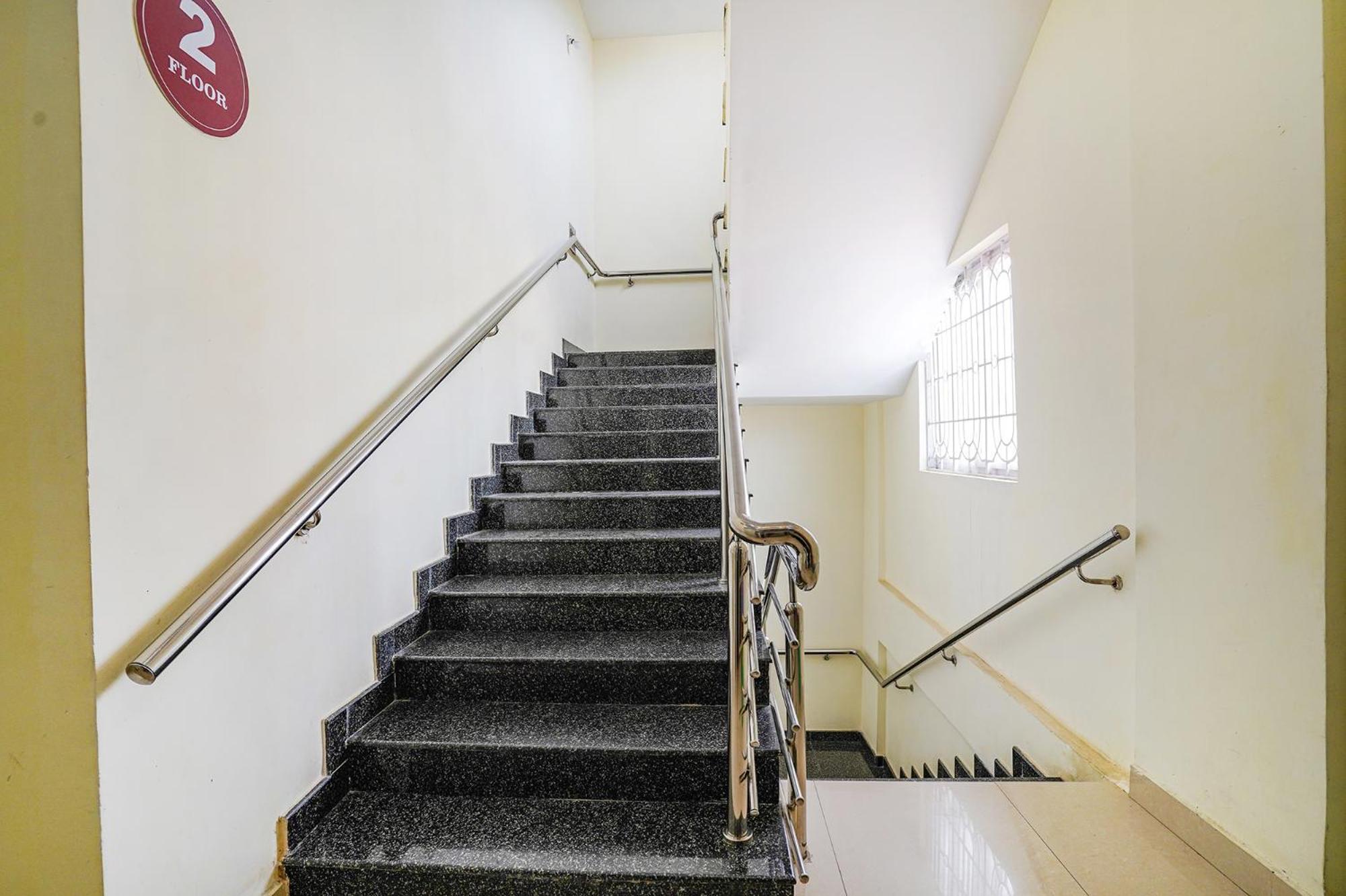 Fabhotel Partha Residency - Nr Iskcon Kr Puram 2*