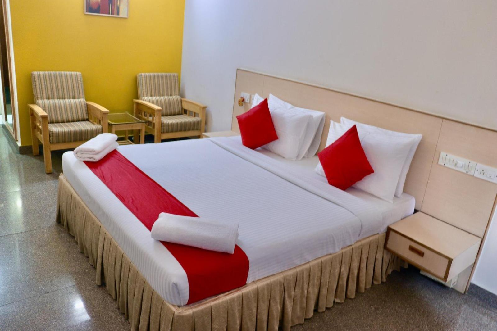 Apartment Sweet Crystal Homes Brookfield *