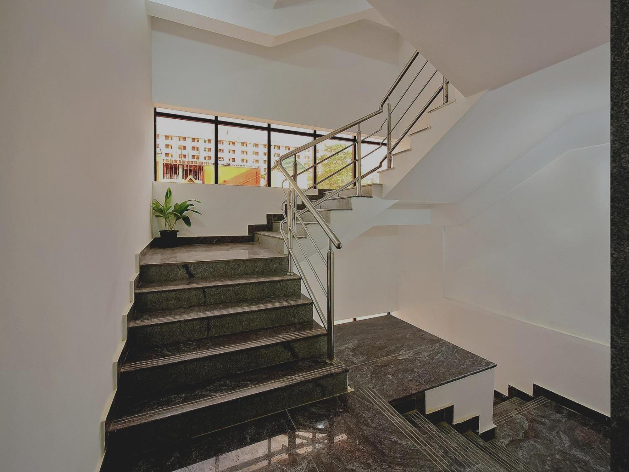 Super Grand Collection O Near Sarjapur Road Near 7d Voyage 4*
