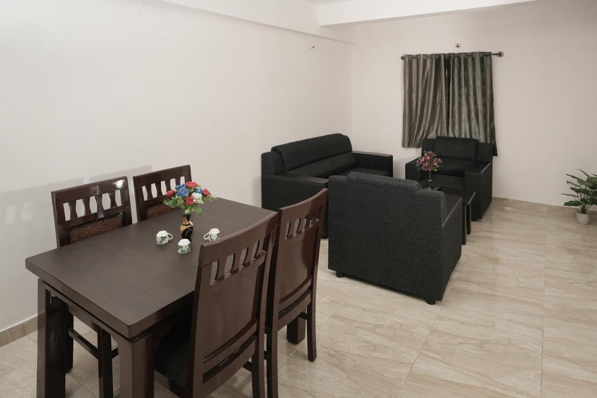 Apartment Srushti Service *