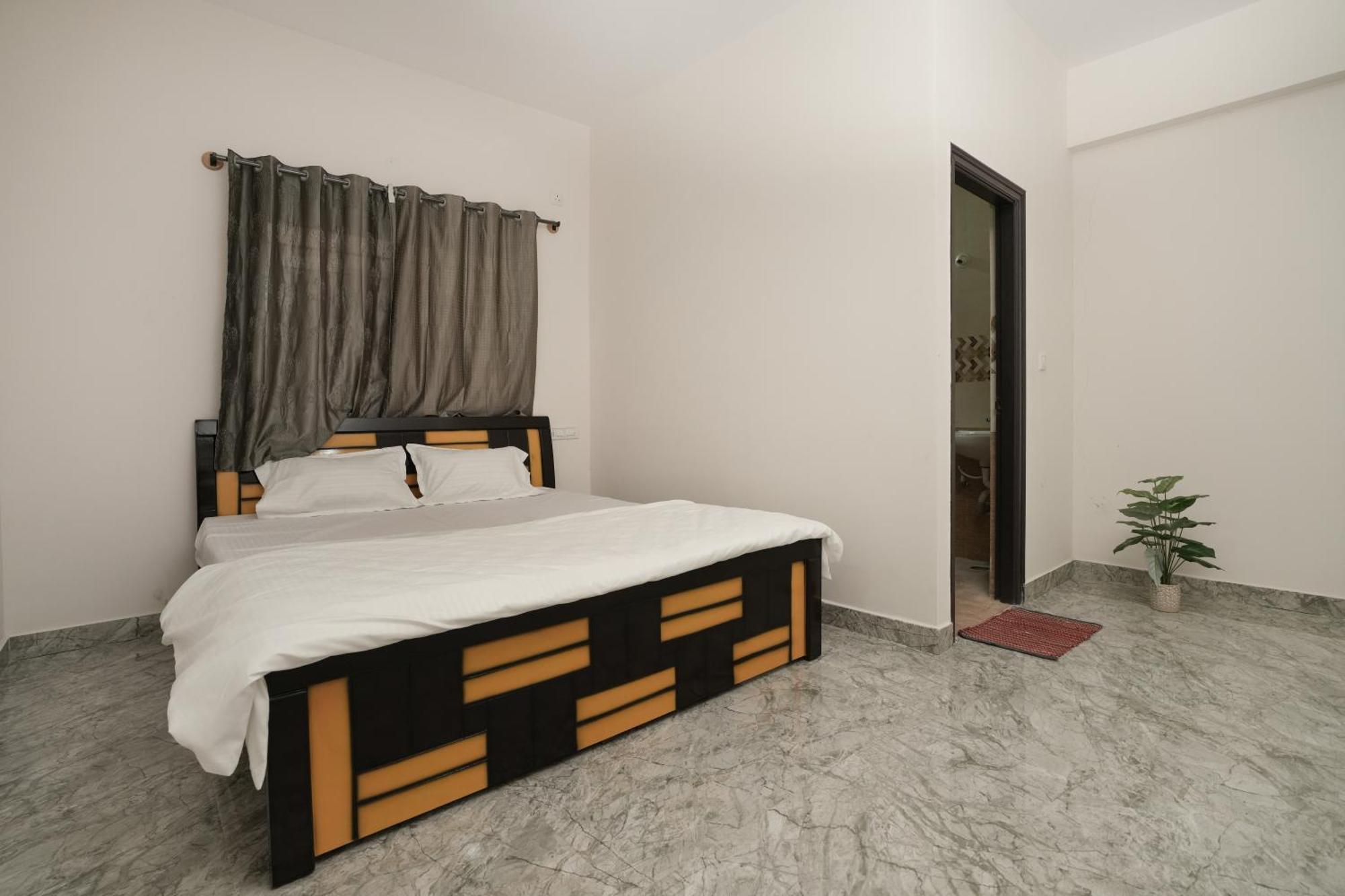 Srushti Service Apartment